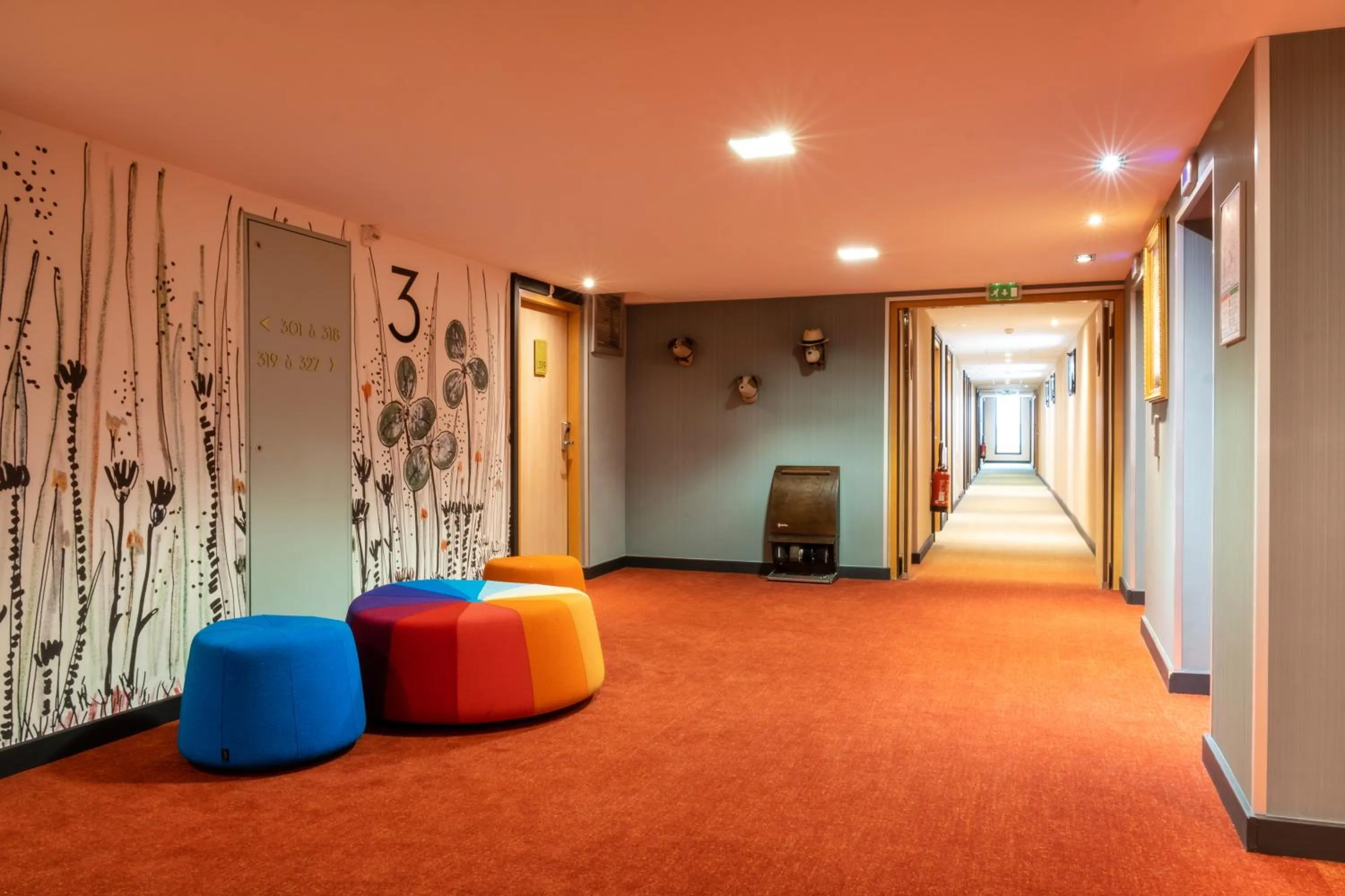 Lobby or reception in Mercure Amiens Cathédrale