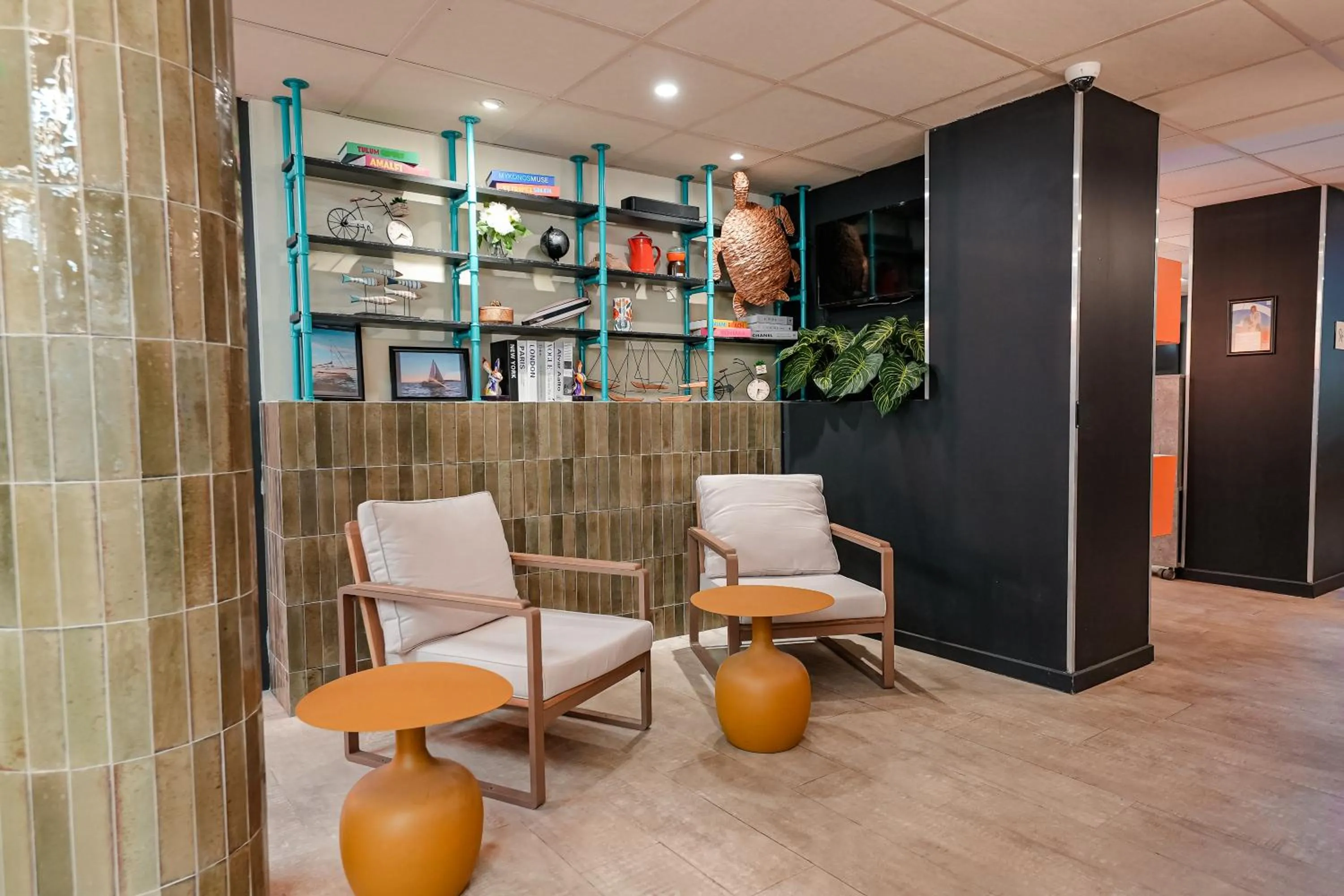 Living room in ibis budget Marseille Vieux Port