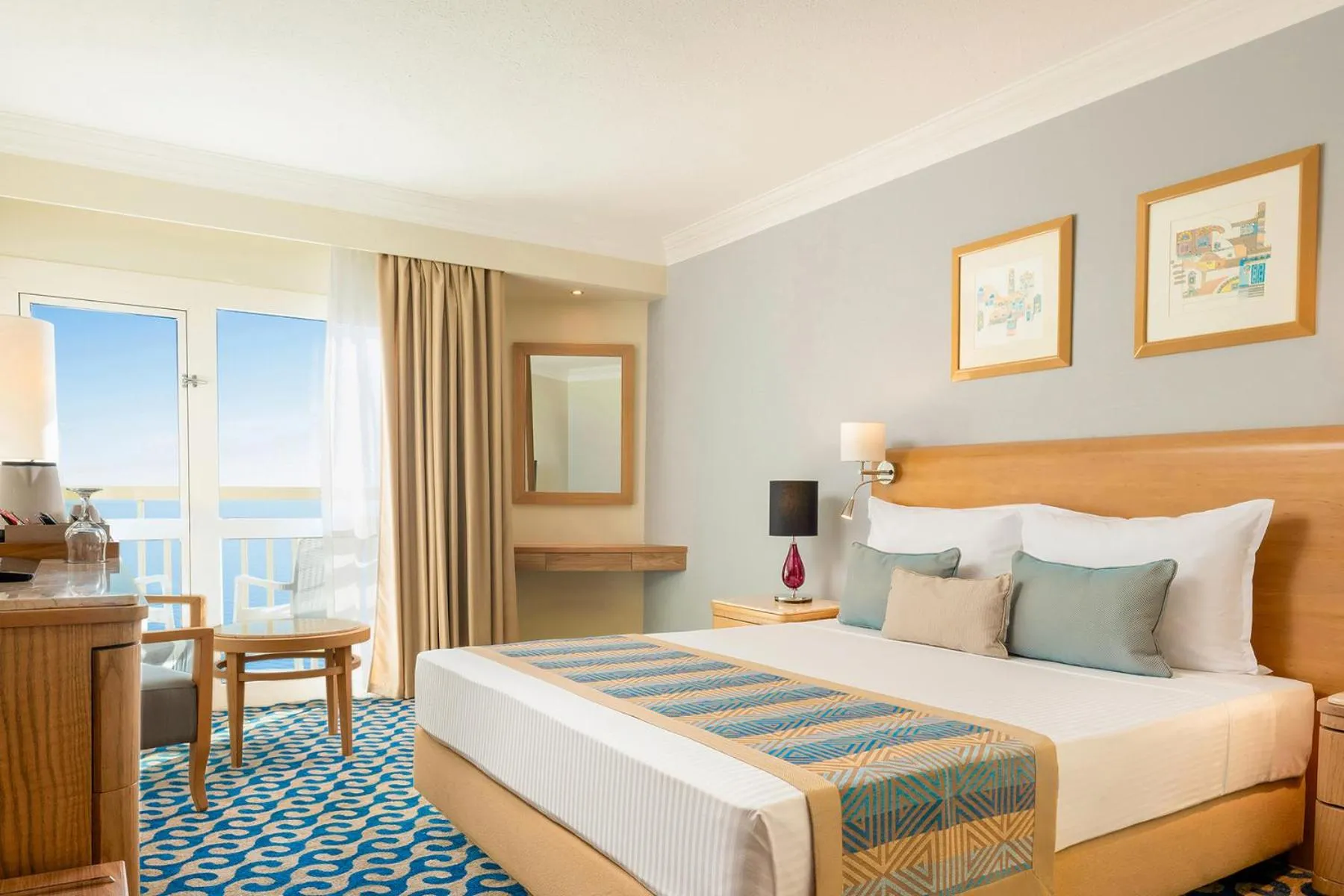 Bed in Steigenberger Hotel & Nelson Village, Taba