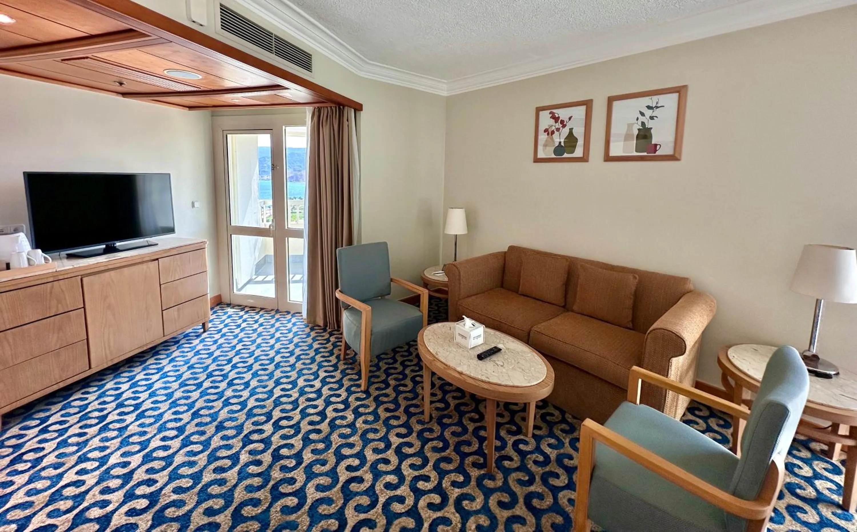 TV and multimedia in Steigenberger Hotel & Nelson Village, Taba