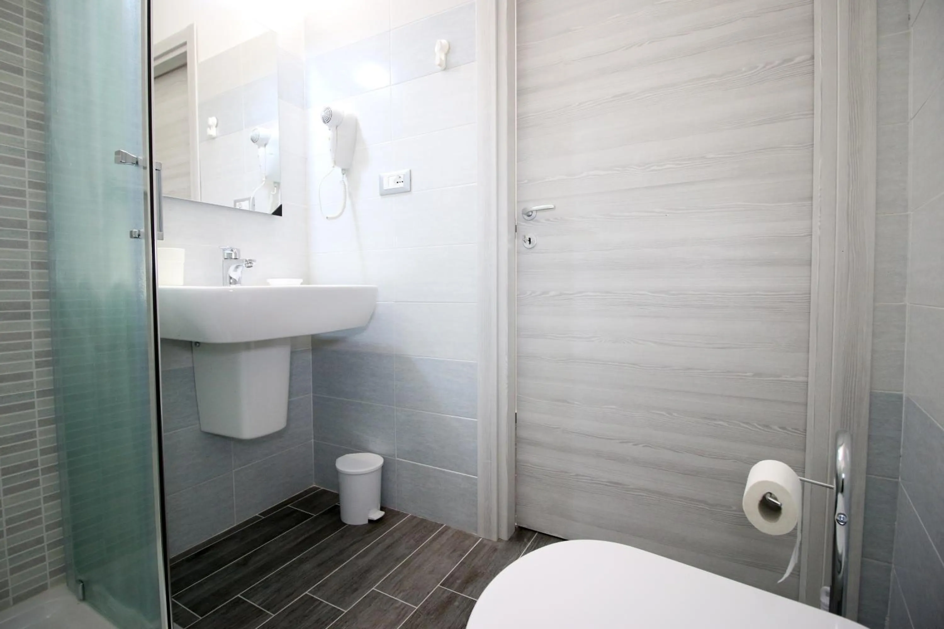 Bathroom in Là Drint Bed & Breakfast