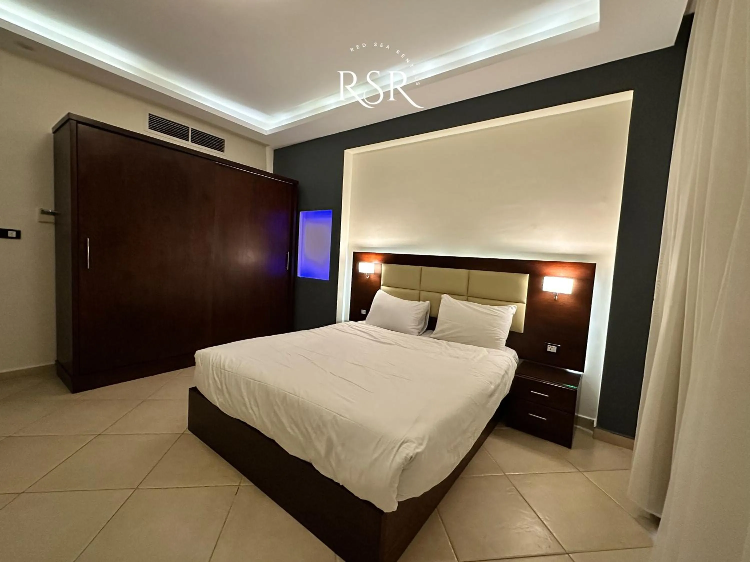 Bed in Elite Suites Hurghada