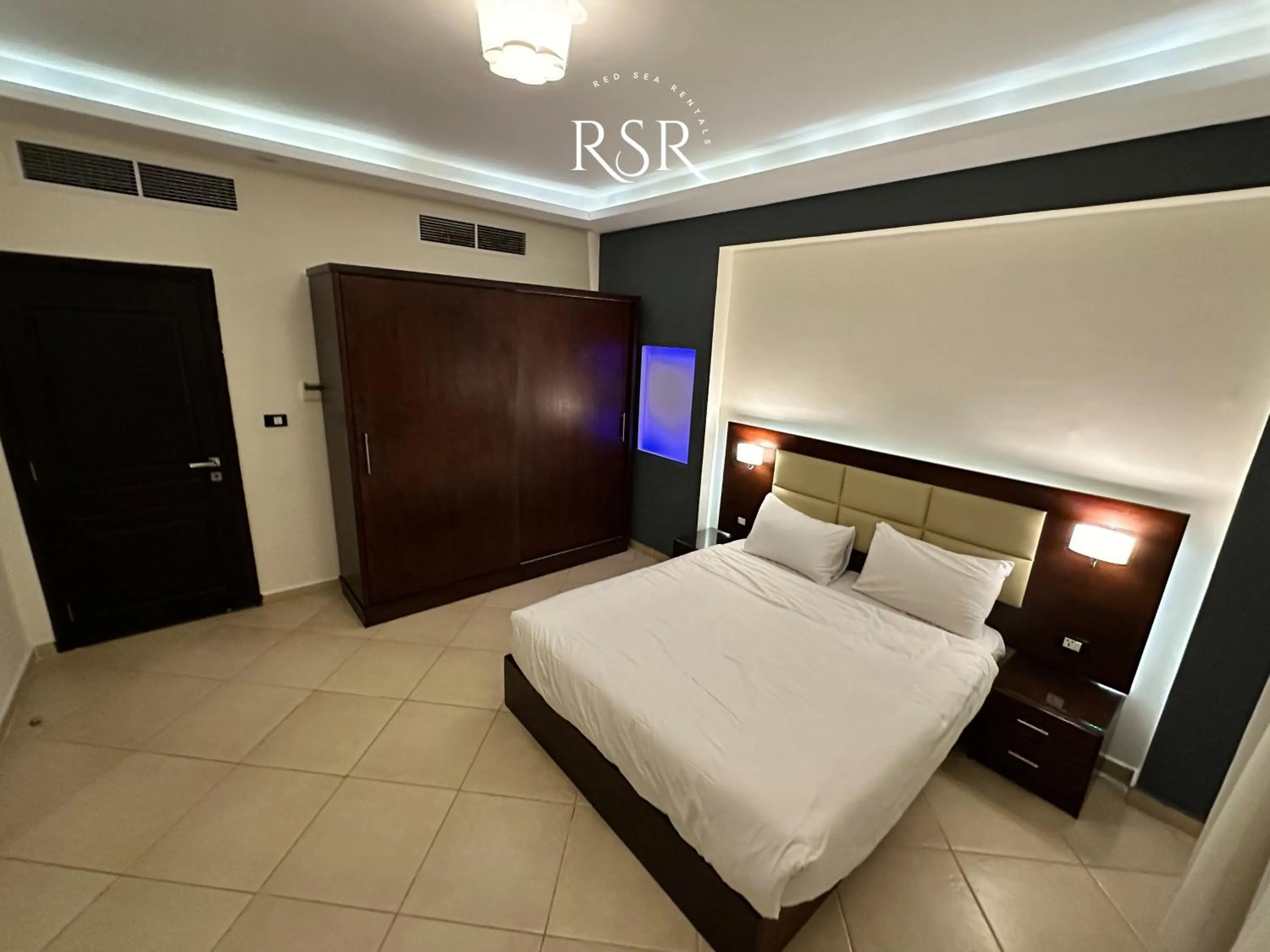 Bed in Elite Suites Hurghada