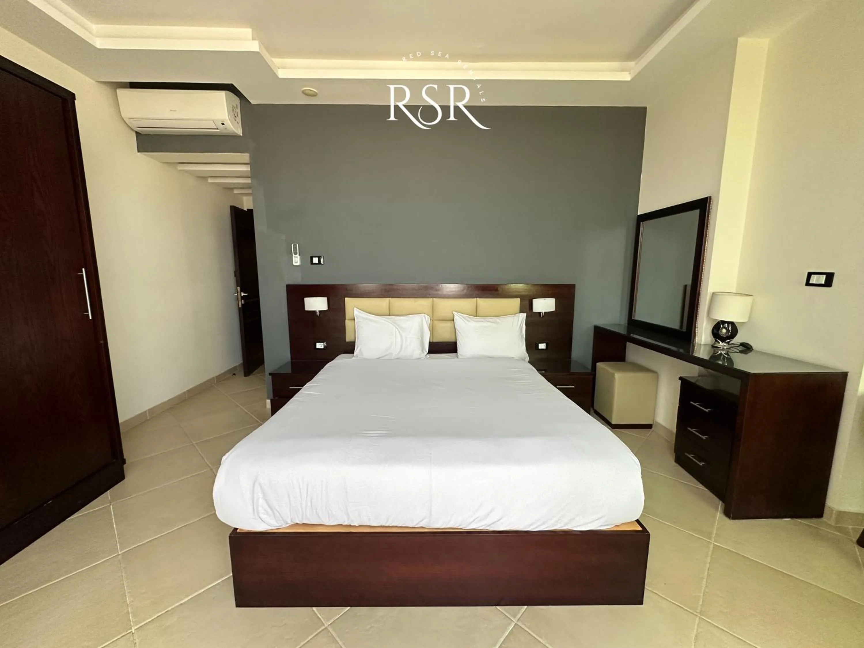 Bed in Elite Suites Hurghada