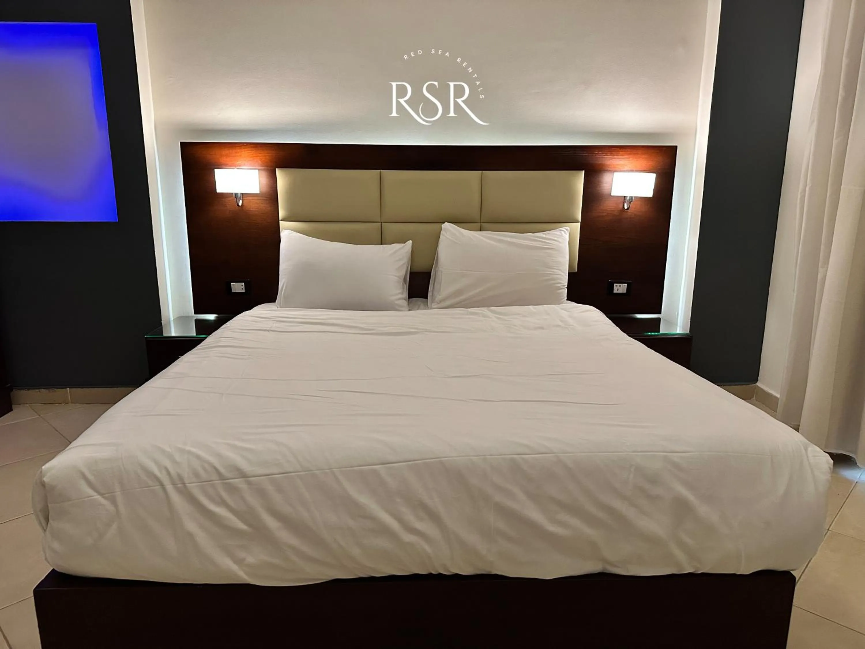 Bed in Elite Suites Hurghada