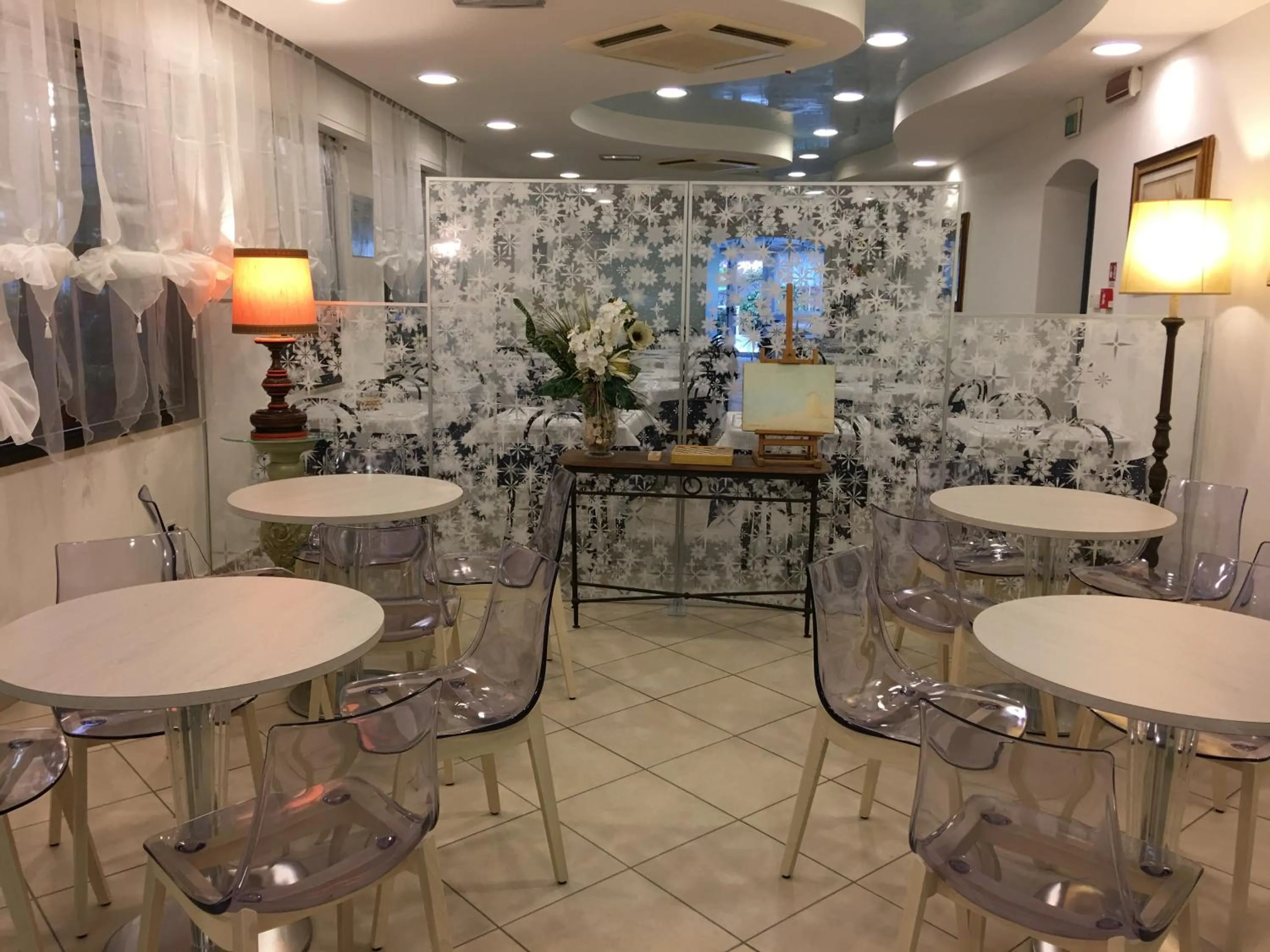 Lobby or reception in NOIDUE Hotel