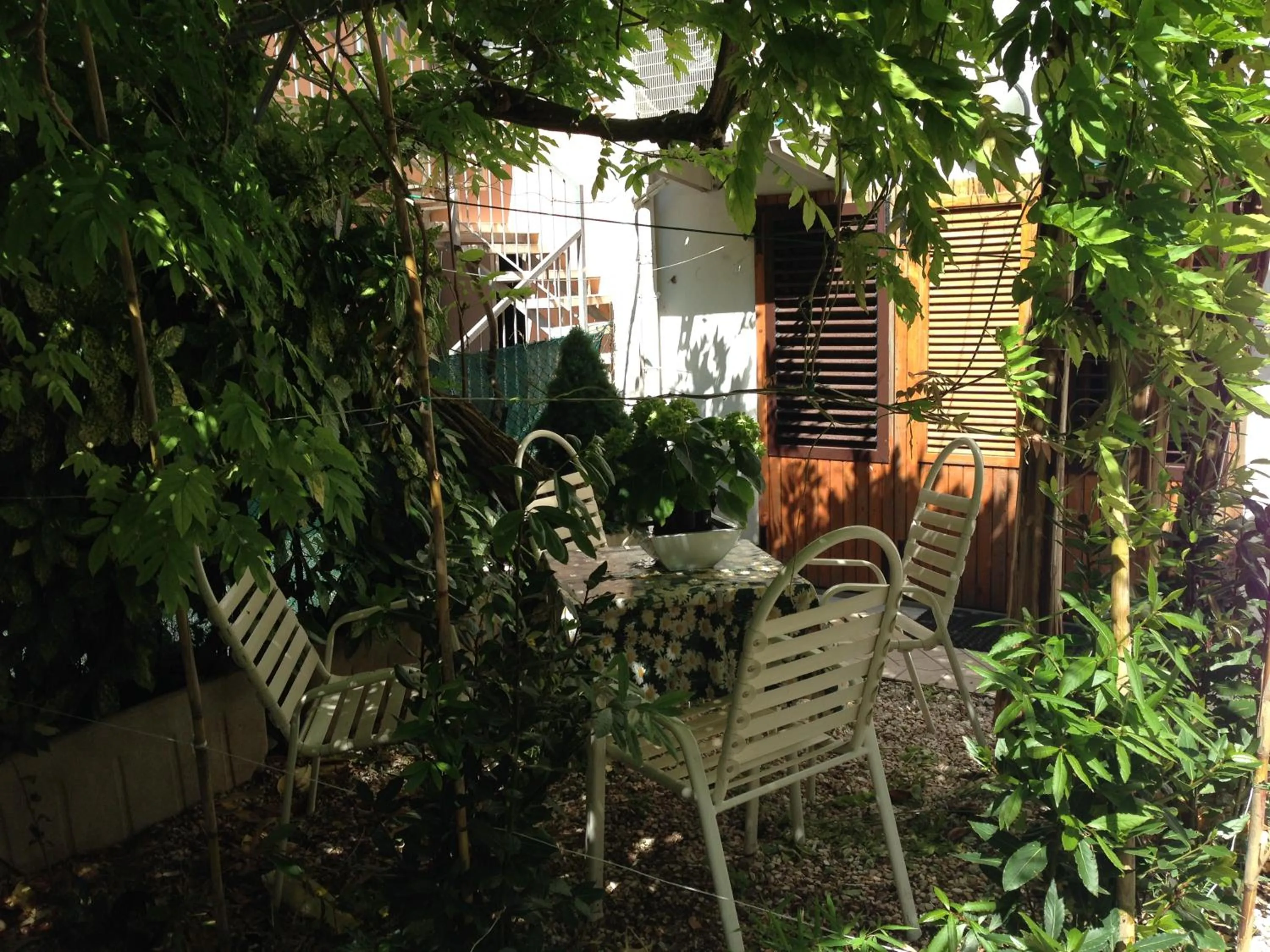 Garden in NOIDUE Hotel