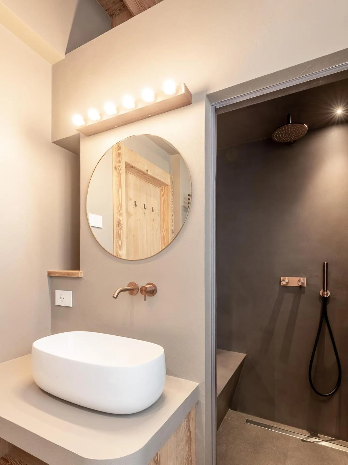 Steam room in Alla Stazion Locanda nelle Dolomiti