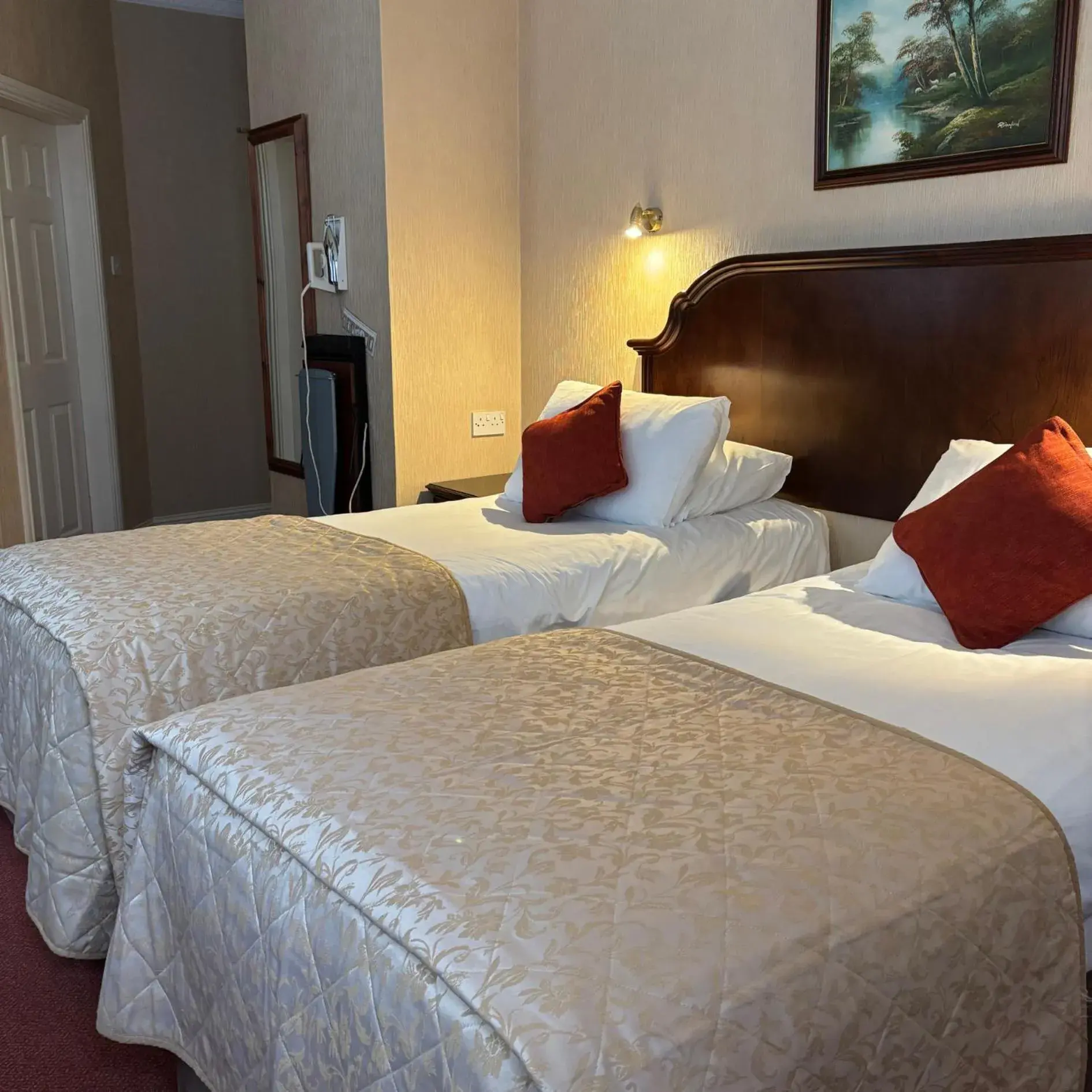 Standard Double or Twin Room in Welbeck Hotel & Apartments IOM Standard Double or Twin Room in Welbeck Hotel & Apartments IOM