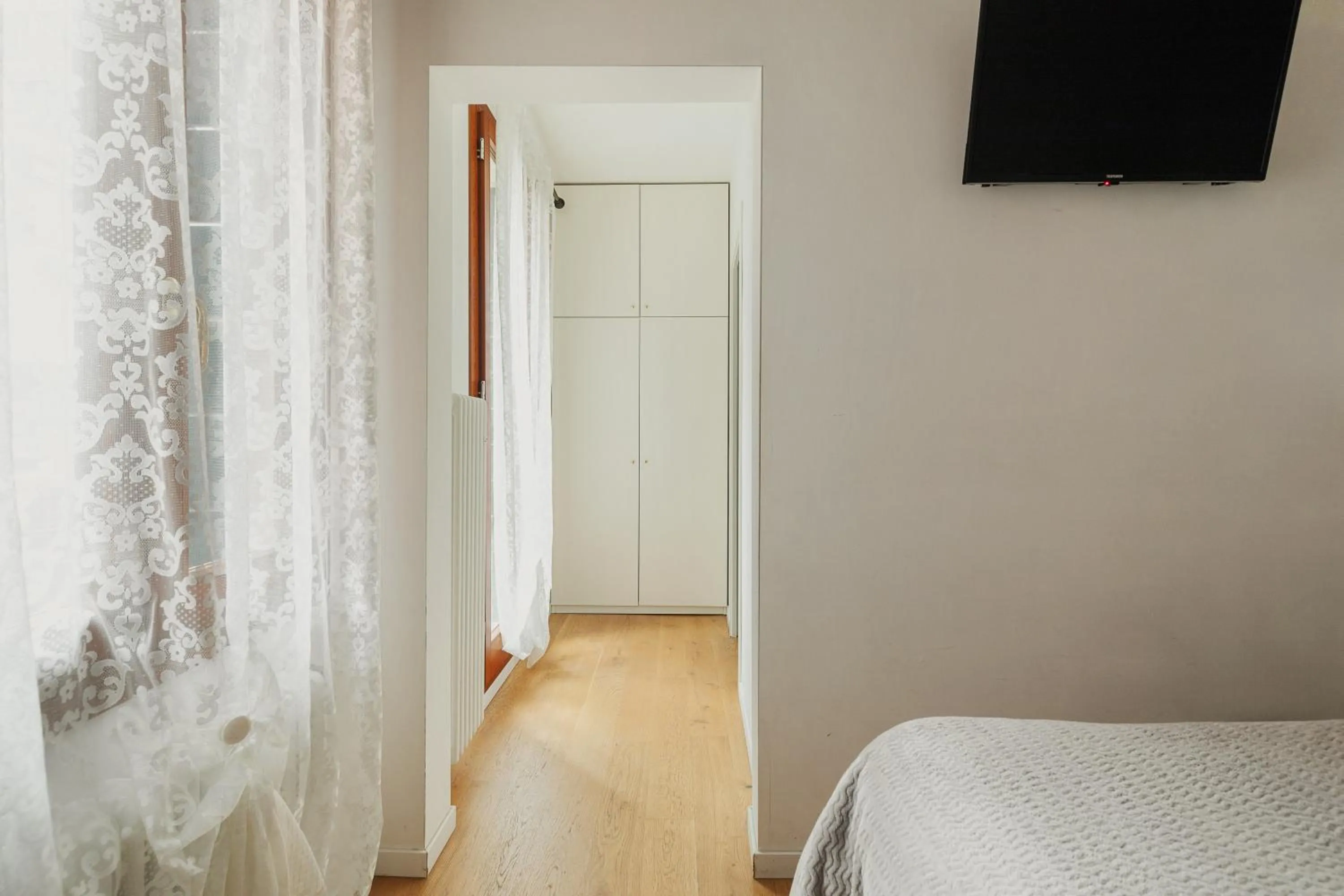 Photo of the whole room, Bed in Bianca Cappello House