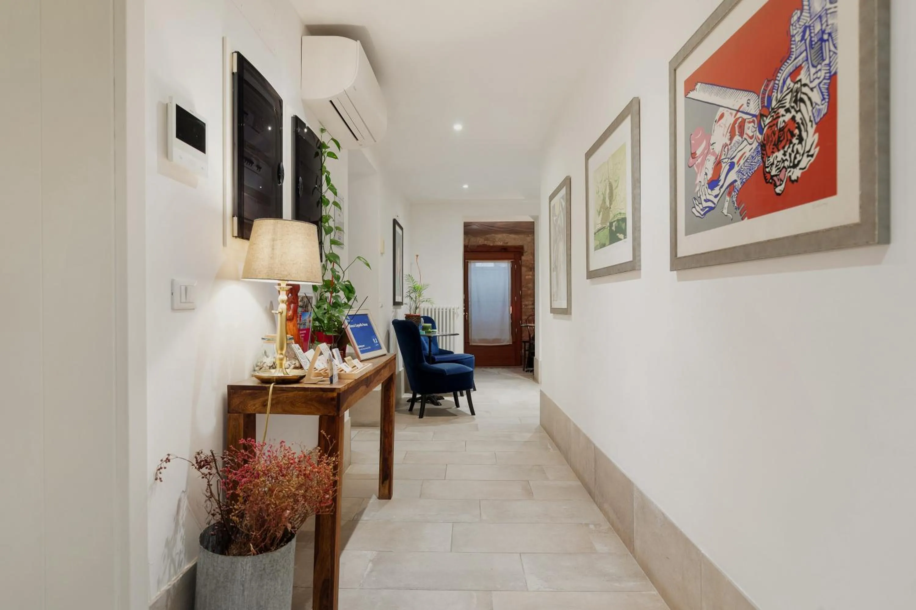 Seating area in Bianca Cappello House