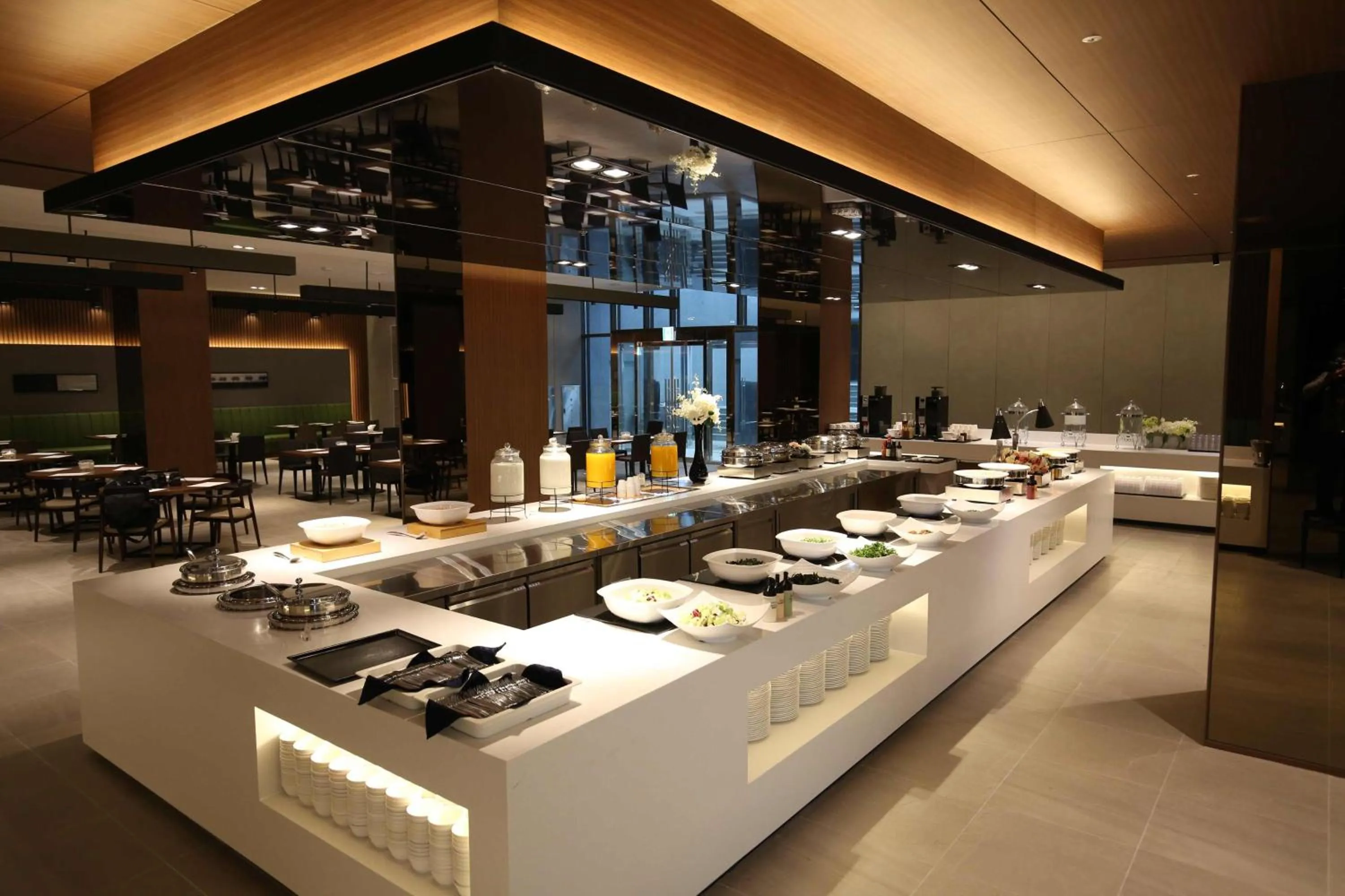 Restaurant/places to eat in Ramada Encore by Wyndham Gimpo Han River Hotel