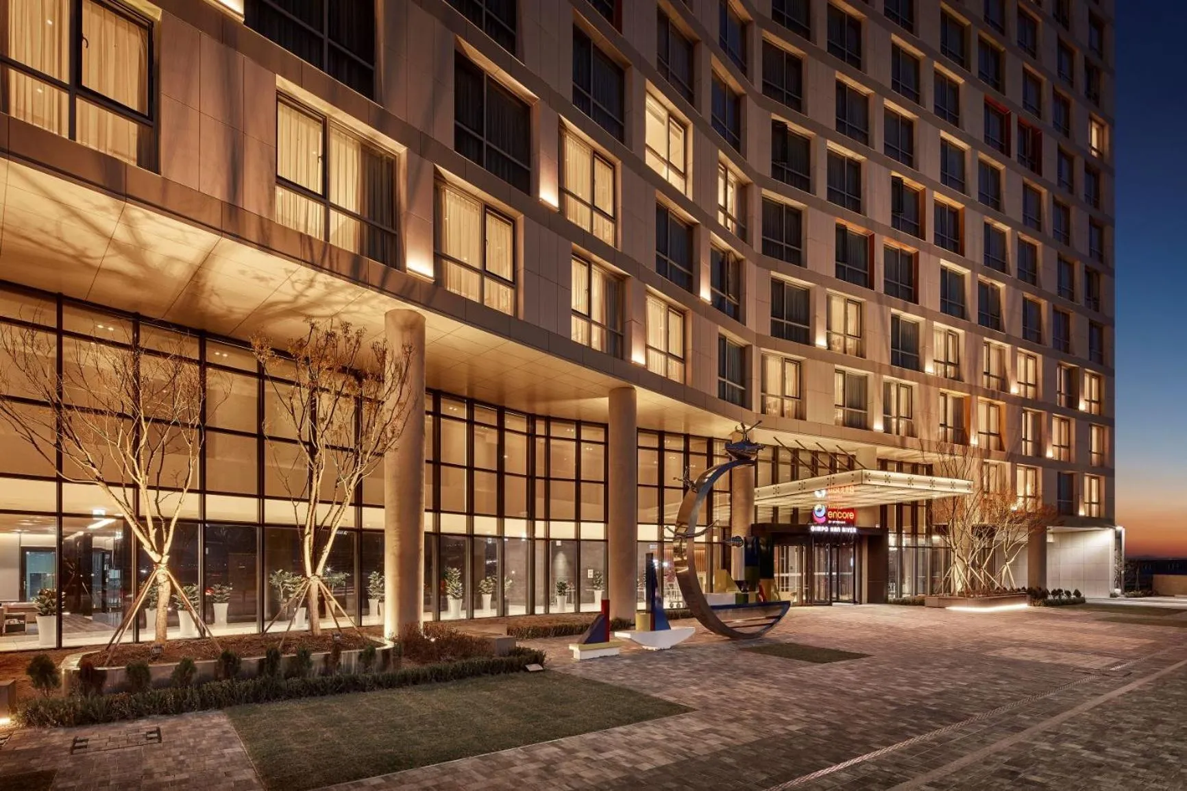 Facade/entrance in Ramada Encore by Wyndham Gimpo Han River Hotel