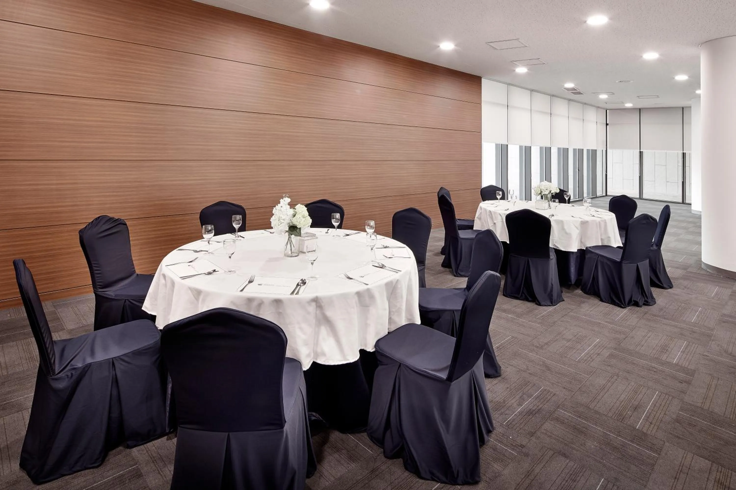 Banquet/Function facilities in Ramada Encore by Wyndham Gimpo Han River Hotel