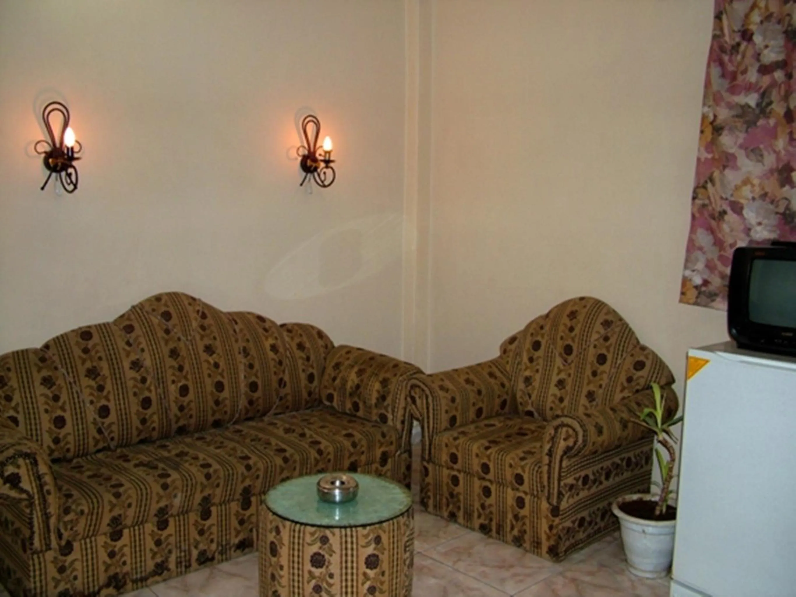 Living room in Orchida St. George Hotel