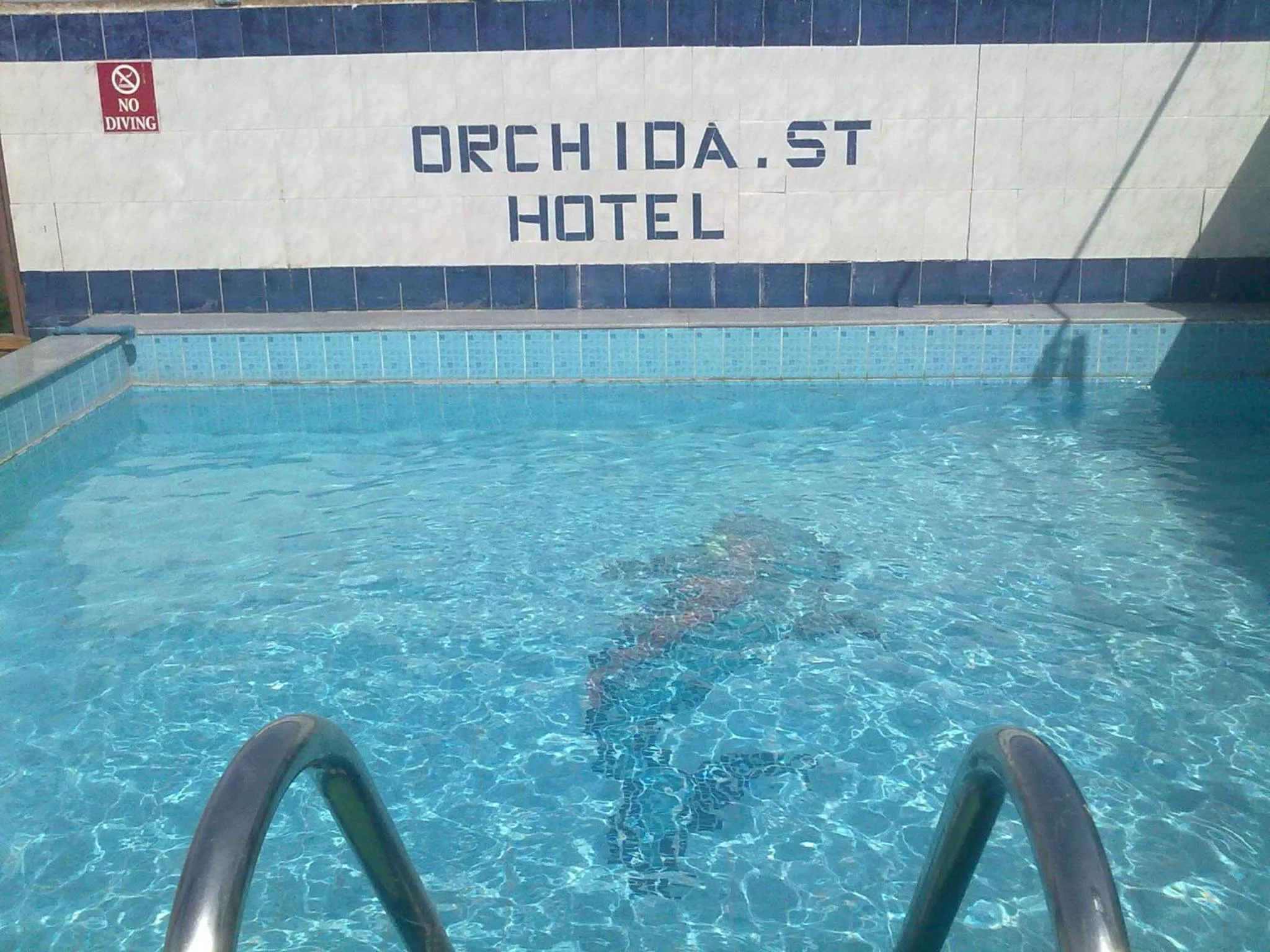 Swimming pool in Orchida St. George Hotel
