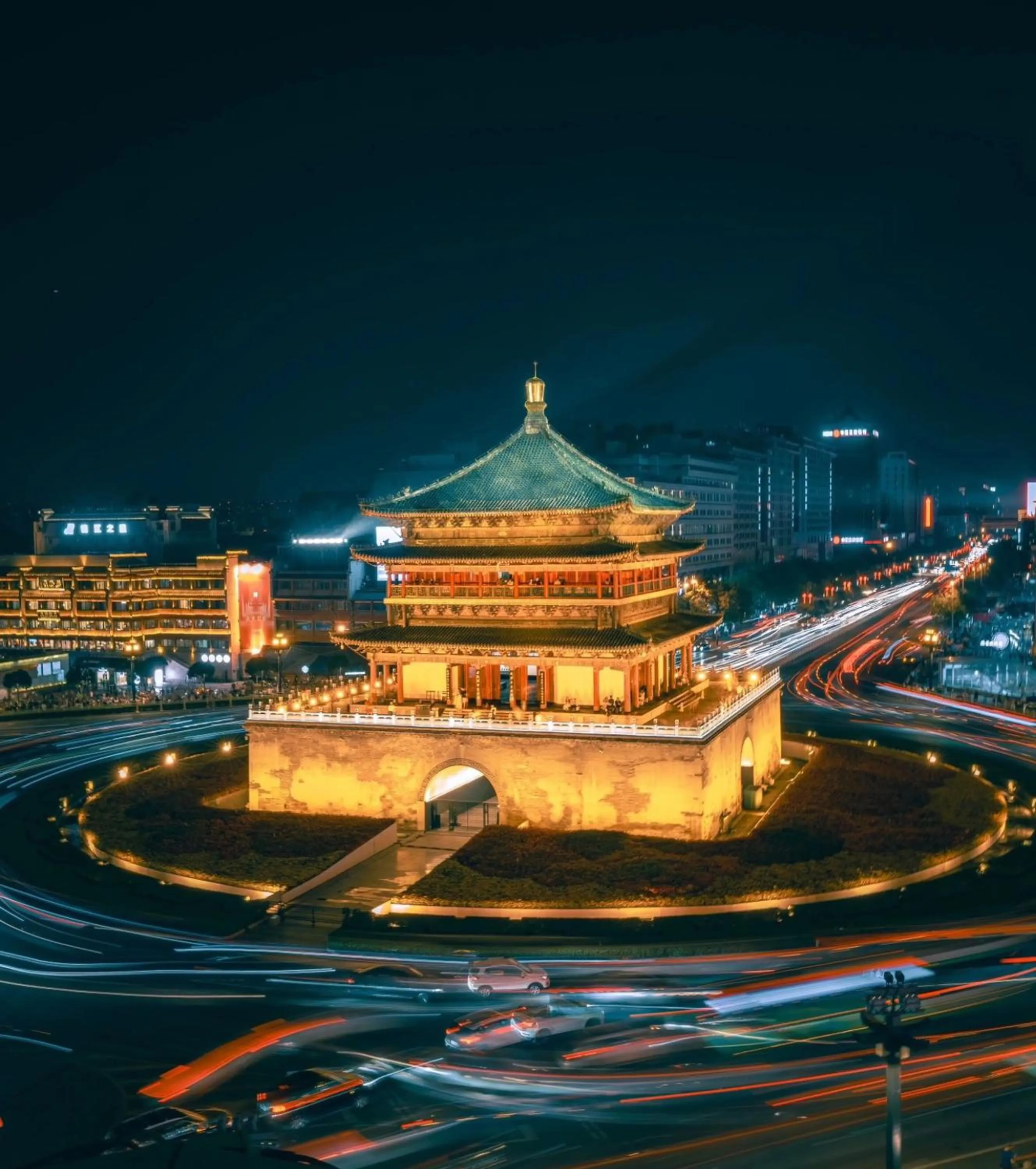 HeSu Hidden Art Hotel & Suites -Near Xi'an Drum Tower and Yongning Gate -Free Laundry Luggage Storage -Kitty Café with Freshly Ground Coffee -24H Front Desk -English Service -Exclusive Subsidies for Dumpling Banquet & Show