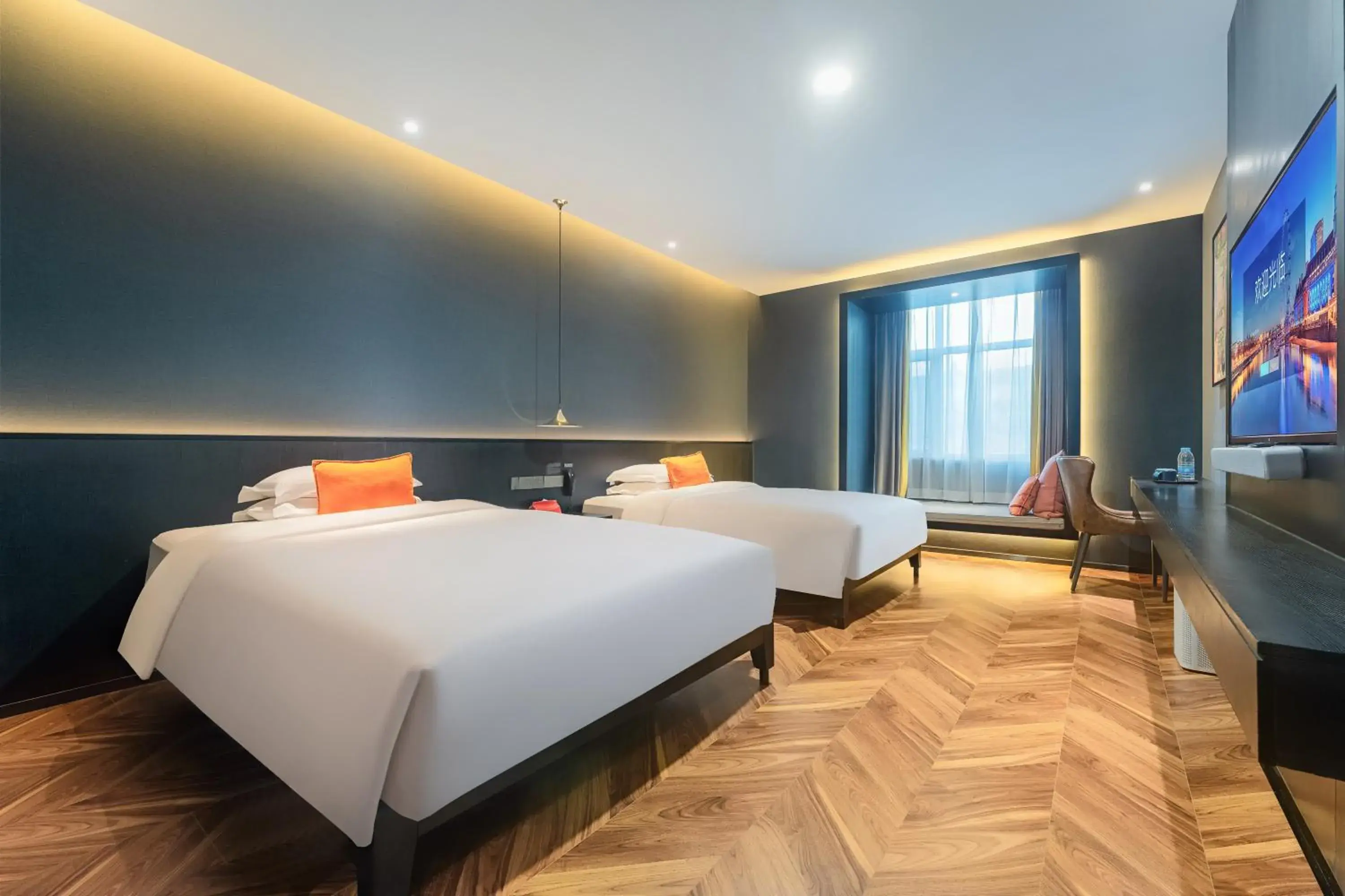 Standard Twin Room with Two Queen Beds in HeSu DESIGNER Hotel & Suites - Xi'an Drum Tower & YONGNING Gate Branch Standard Twin Room with Two Queen Beds in HeSu DESIGNER Hotel & Suites - Xi'an Drum Tower & YONGNING Gate Branch