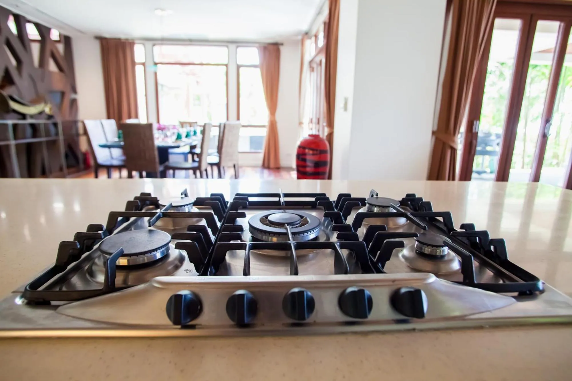 Kitchen or kitchenette in Amatapura Beach Villa 6