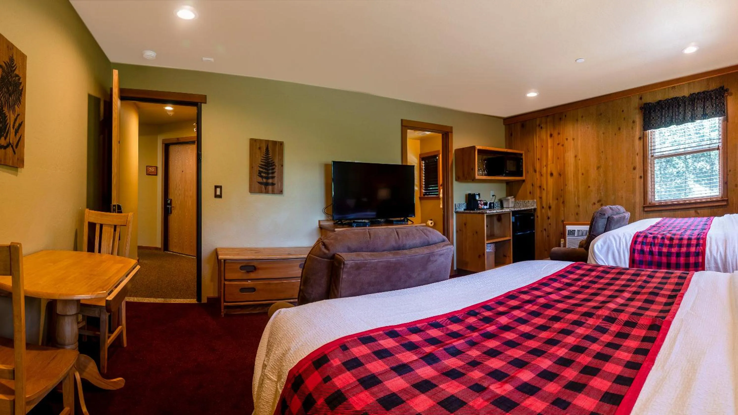 Bed in Callahan's Mountain Lodge