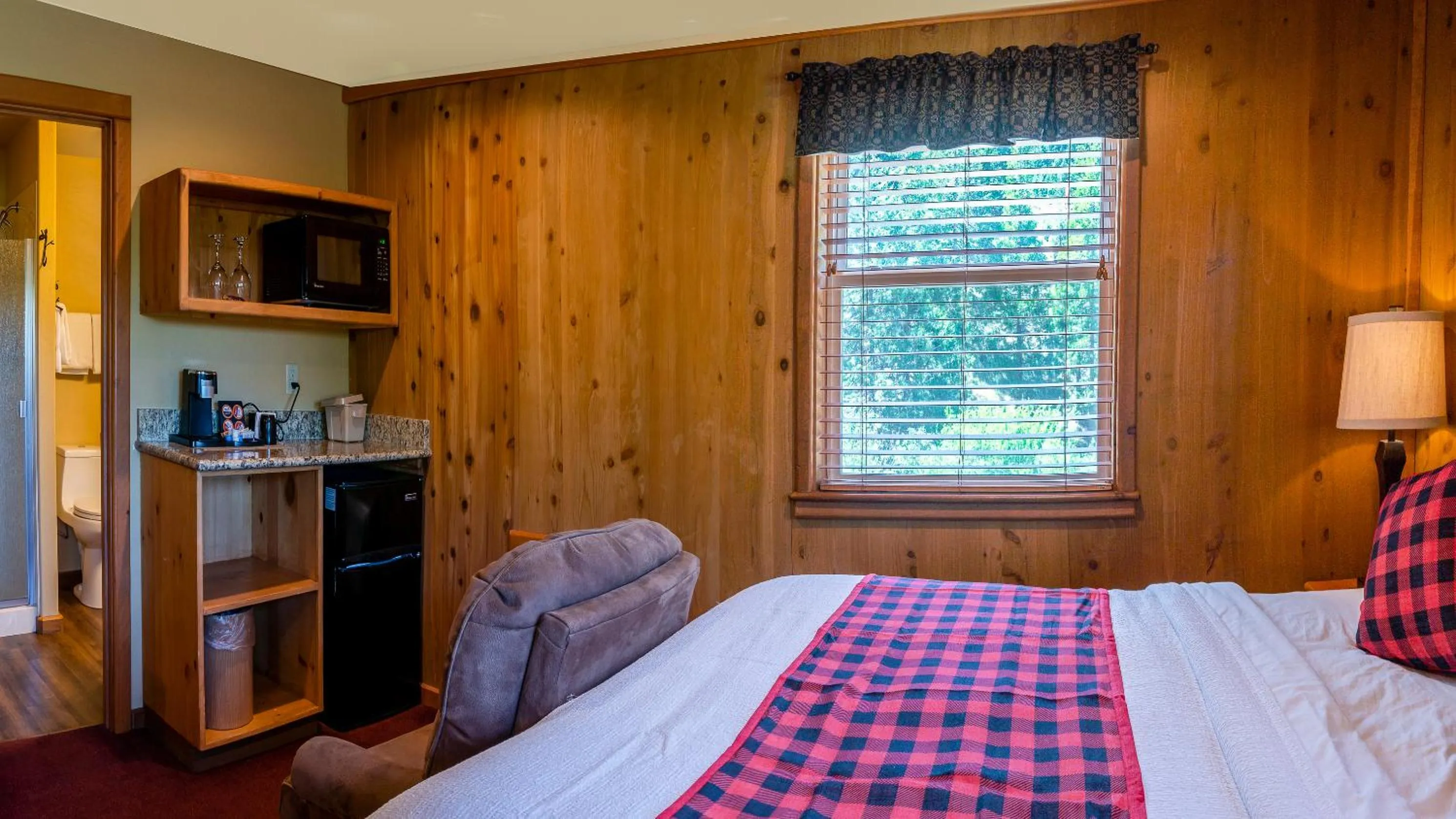 Bed in Callahan's Mountain Lodge