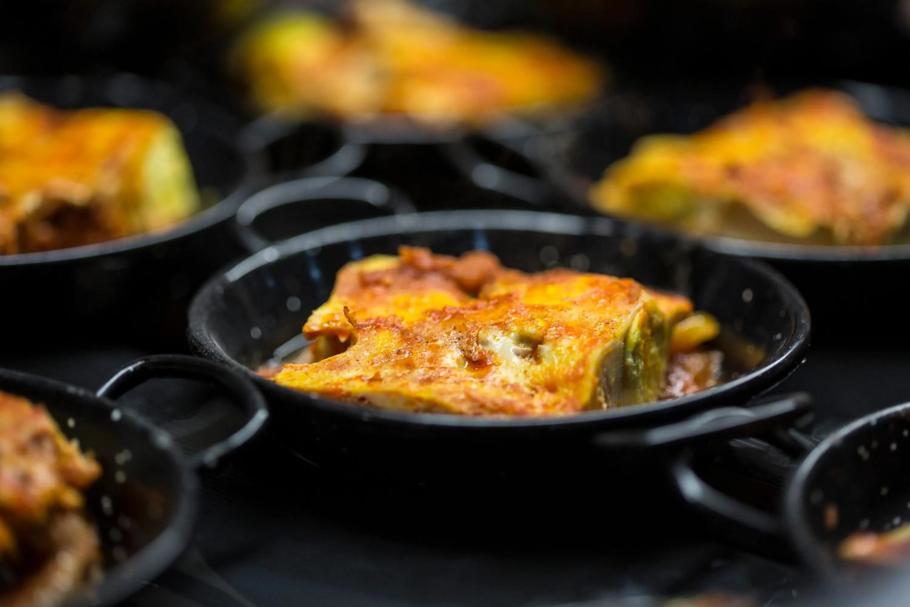 Restaurant/places to eat in Astoria Galilee Hotel