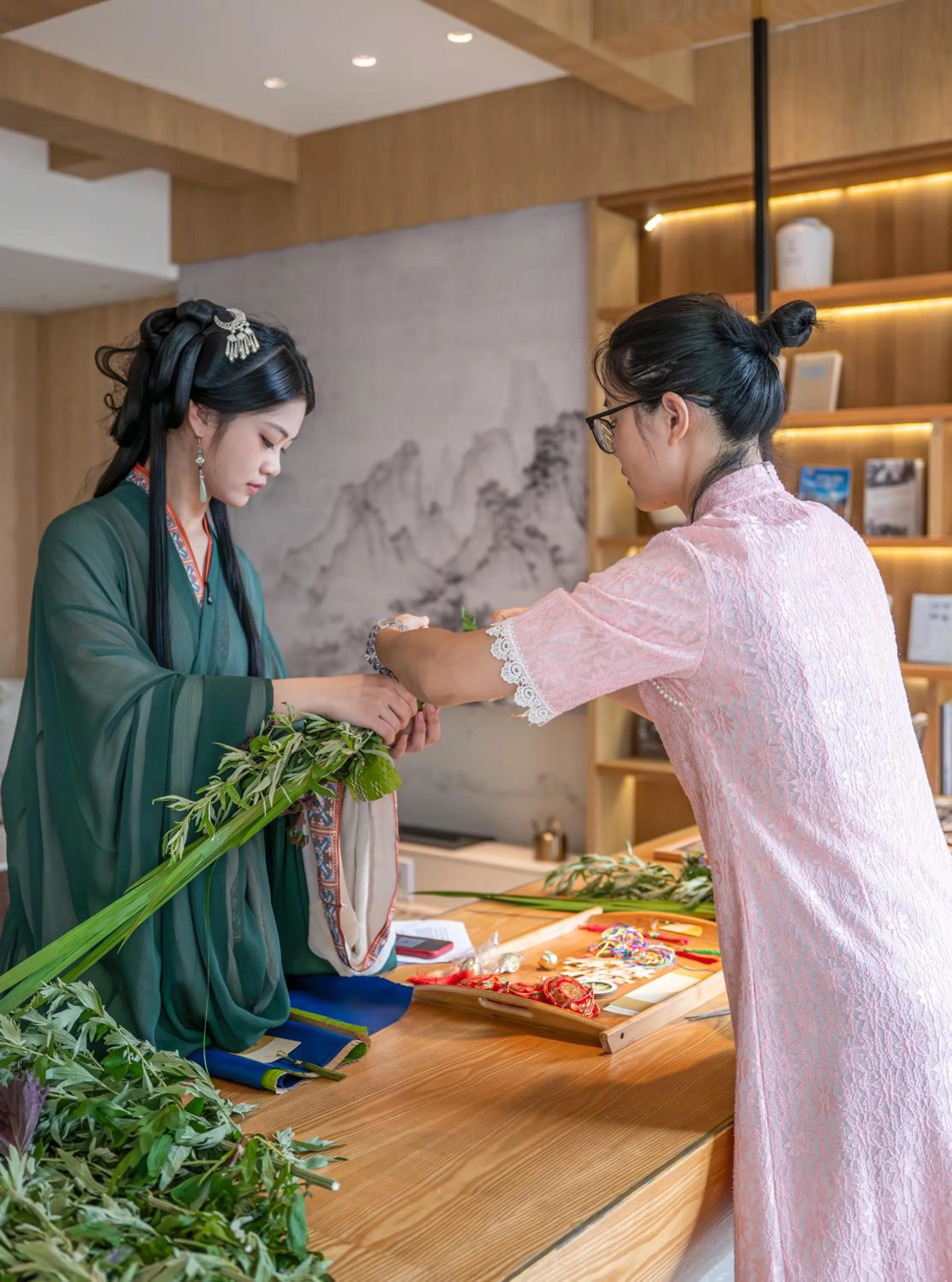 Activities in Guilin Bonjour Boutique Hotel- Free pick up service over 3 nights