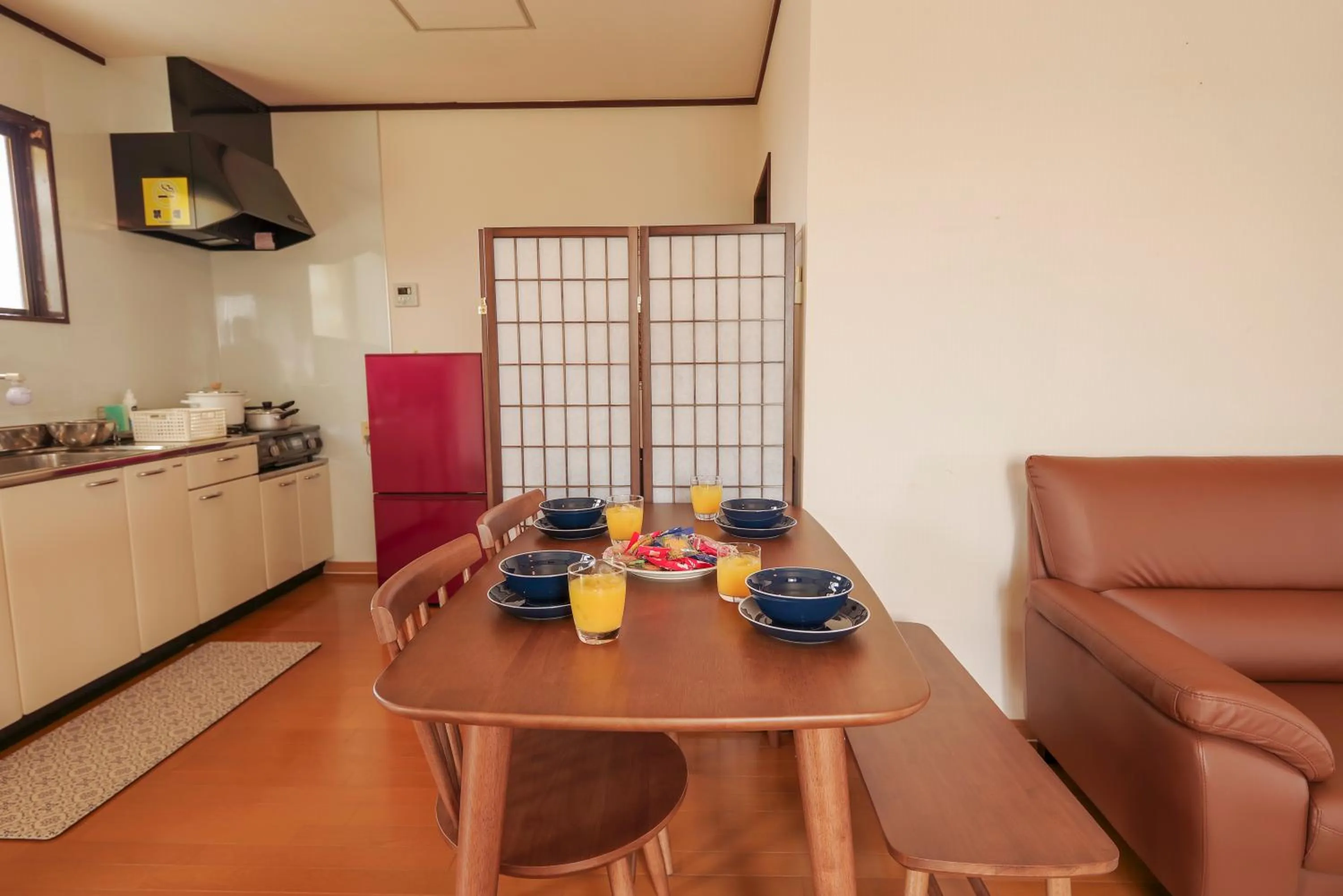 Living room in Maru House