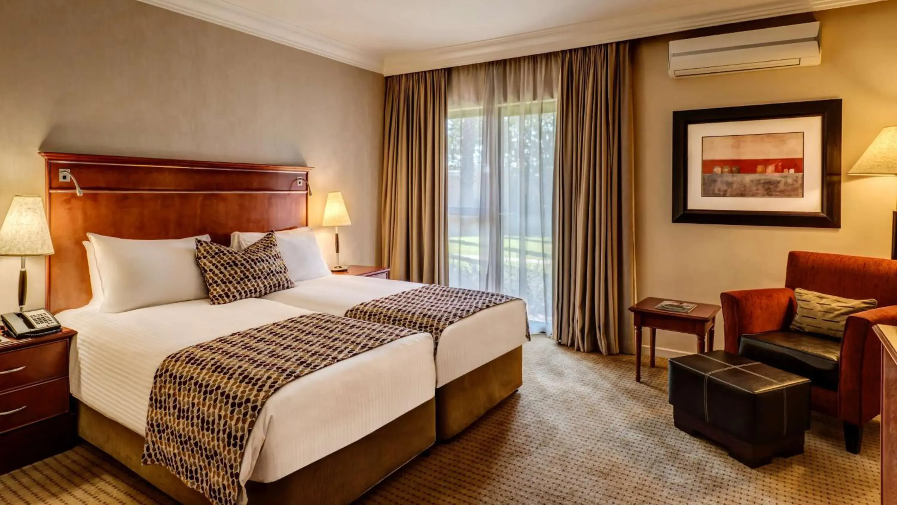 Standard Twin Non-Smoking in Southern Sun Katherine Street Standard Twin Non-Smoking in Southern Sun Katherine Street