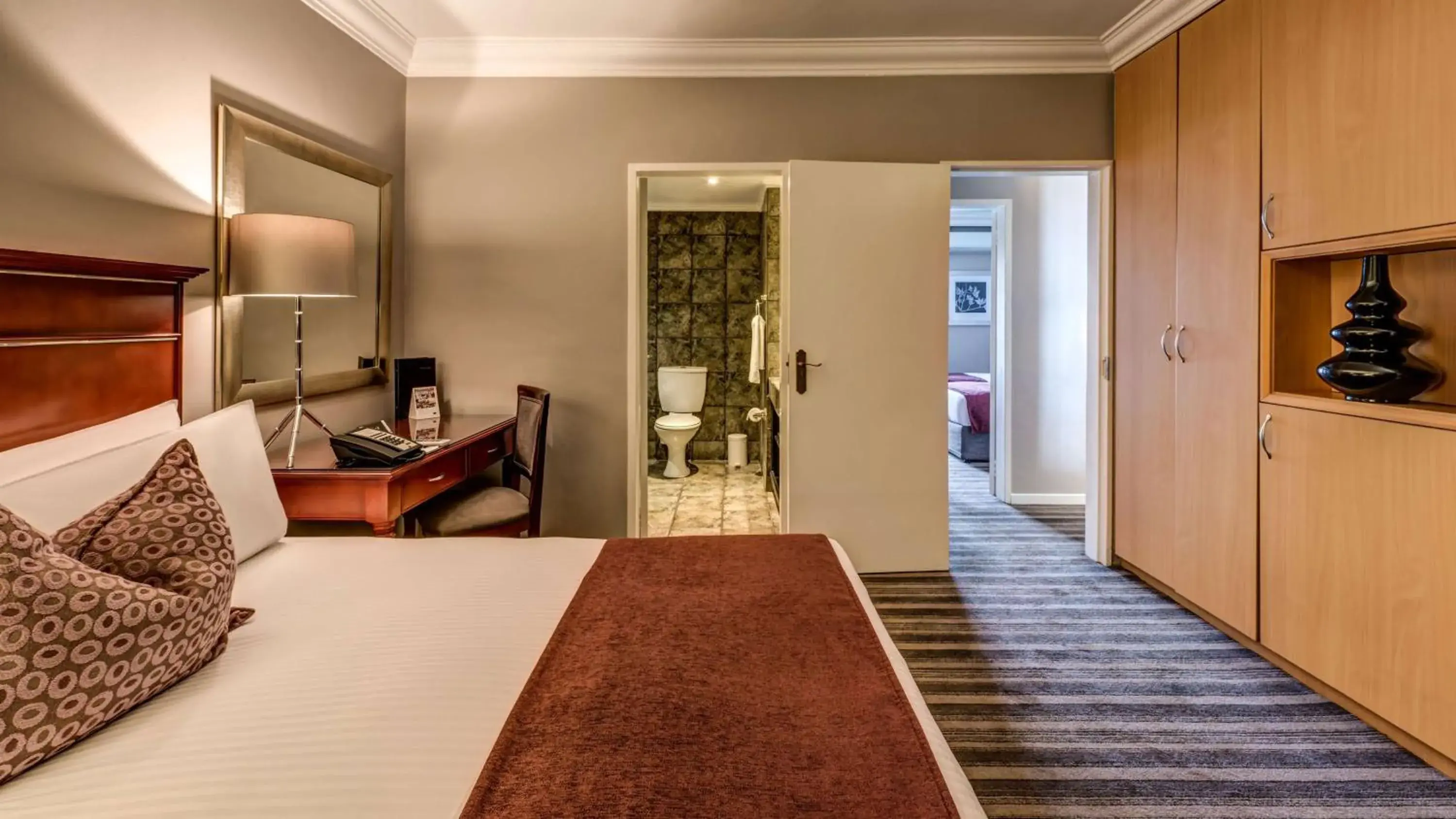 2 Bedroom Suite Non-Smoking in Southern Sun Katherine Street 2 Bedroom Suite Non-Smoking in Southern Sun Katherine Street