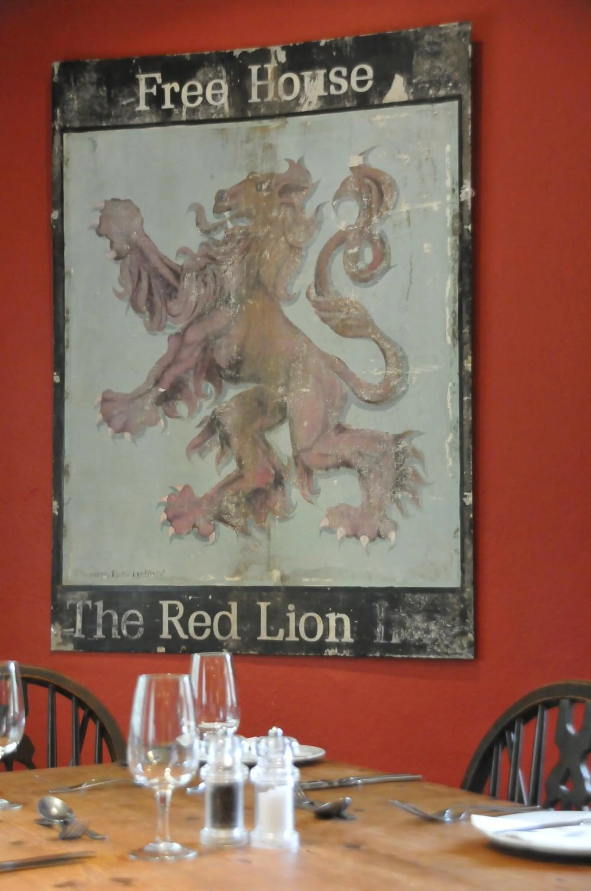Restaurant/places to eat in The Red Lion Inn