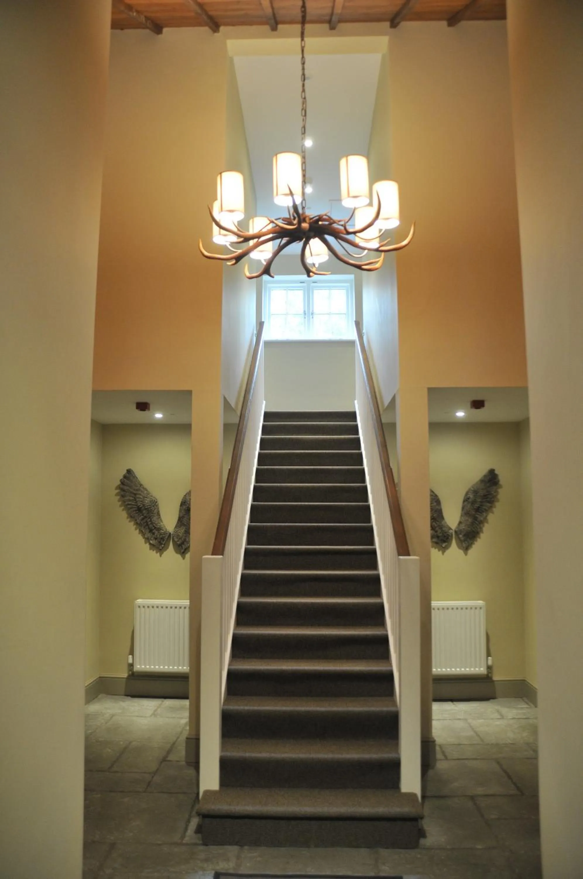 Decorative detail in The Red Lion Inn