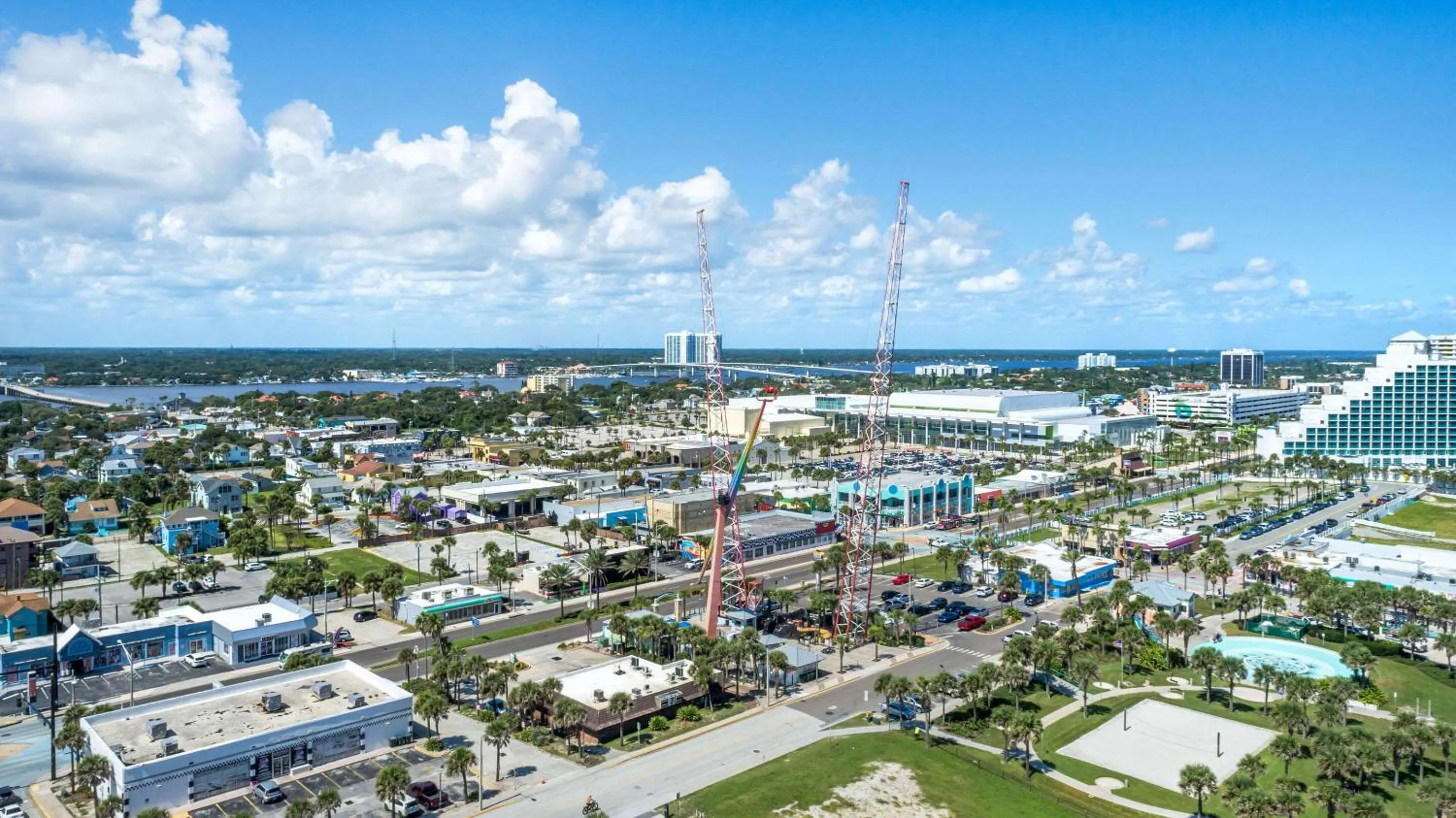 Property building in Comfort Inn & Suites Daytona Beach Oceanfront