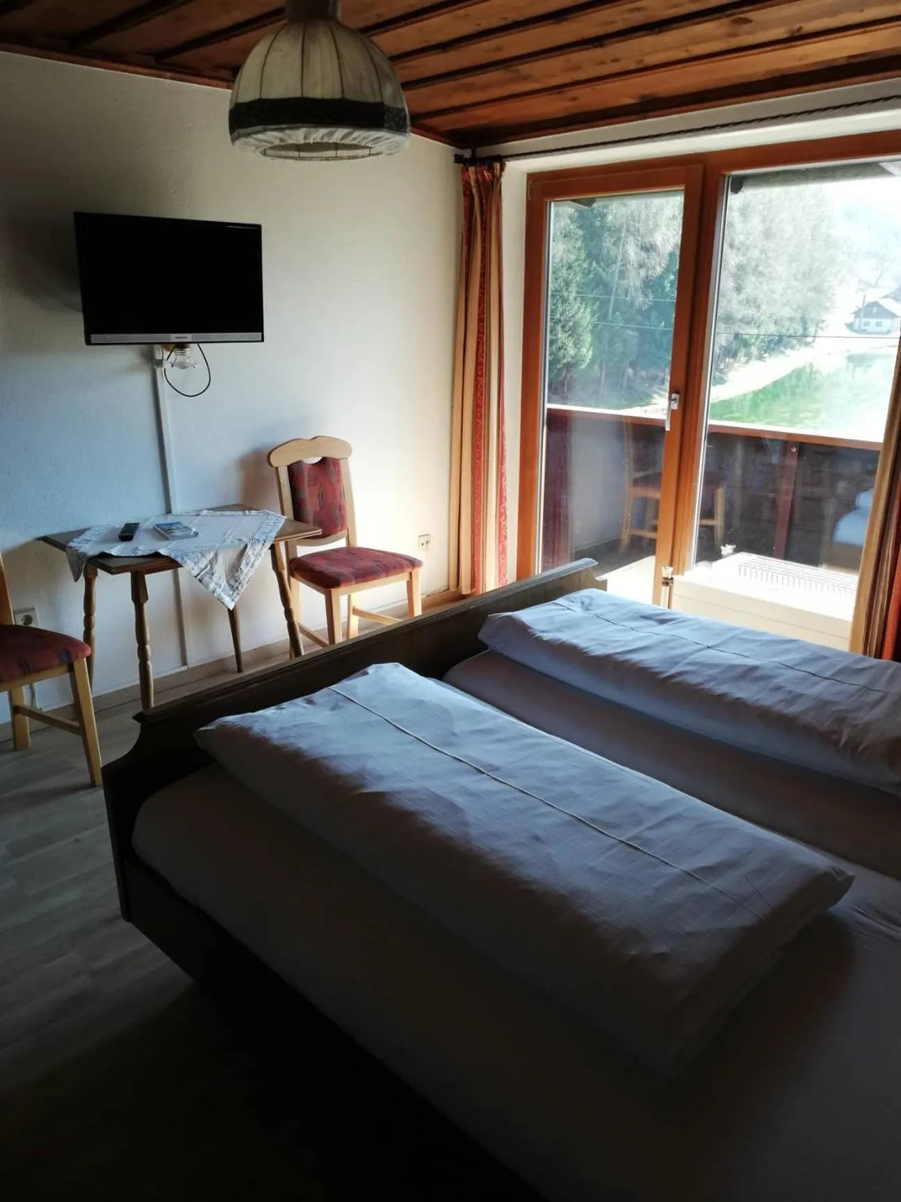 Bed in Wieselmühle Forellenhof