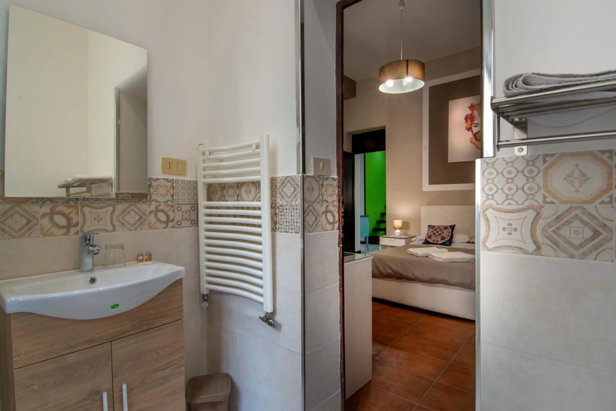 Bathroom, Bed in La Casa del Moro