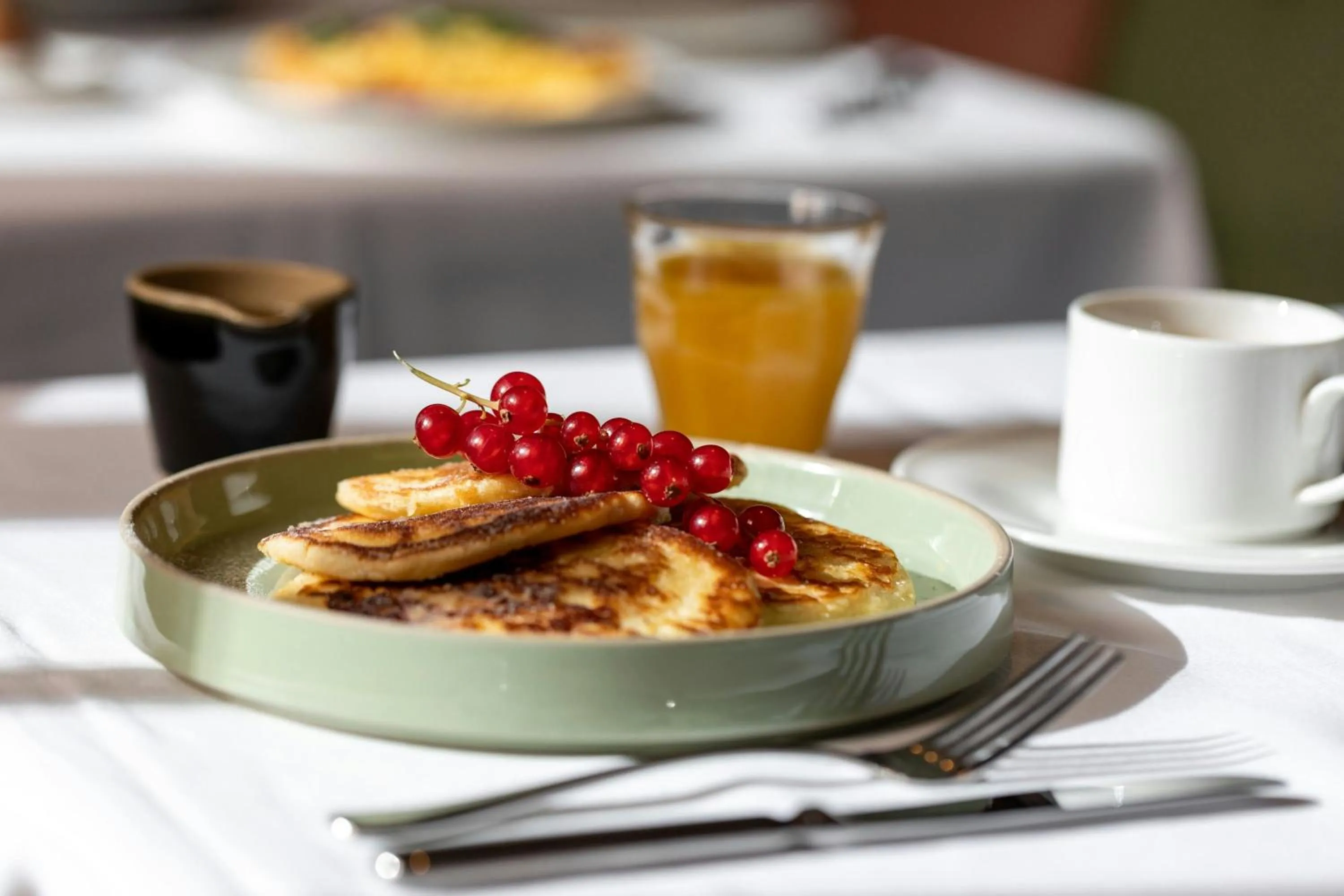 Breakfast in LUME Boutique Hotel, Autograph Collection