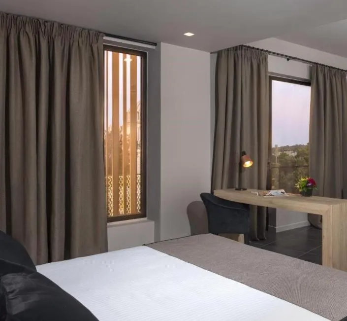 Bedroom, Bed in Azur Suites