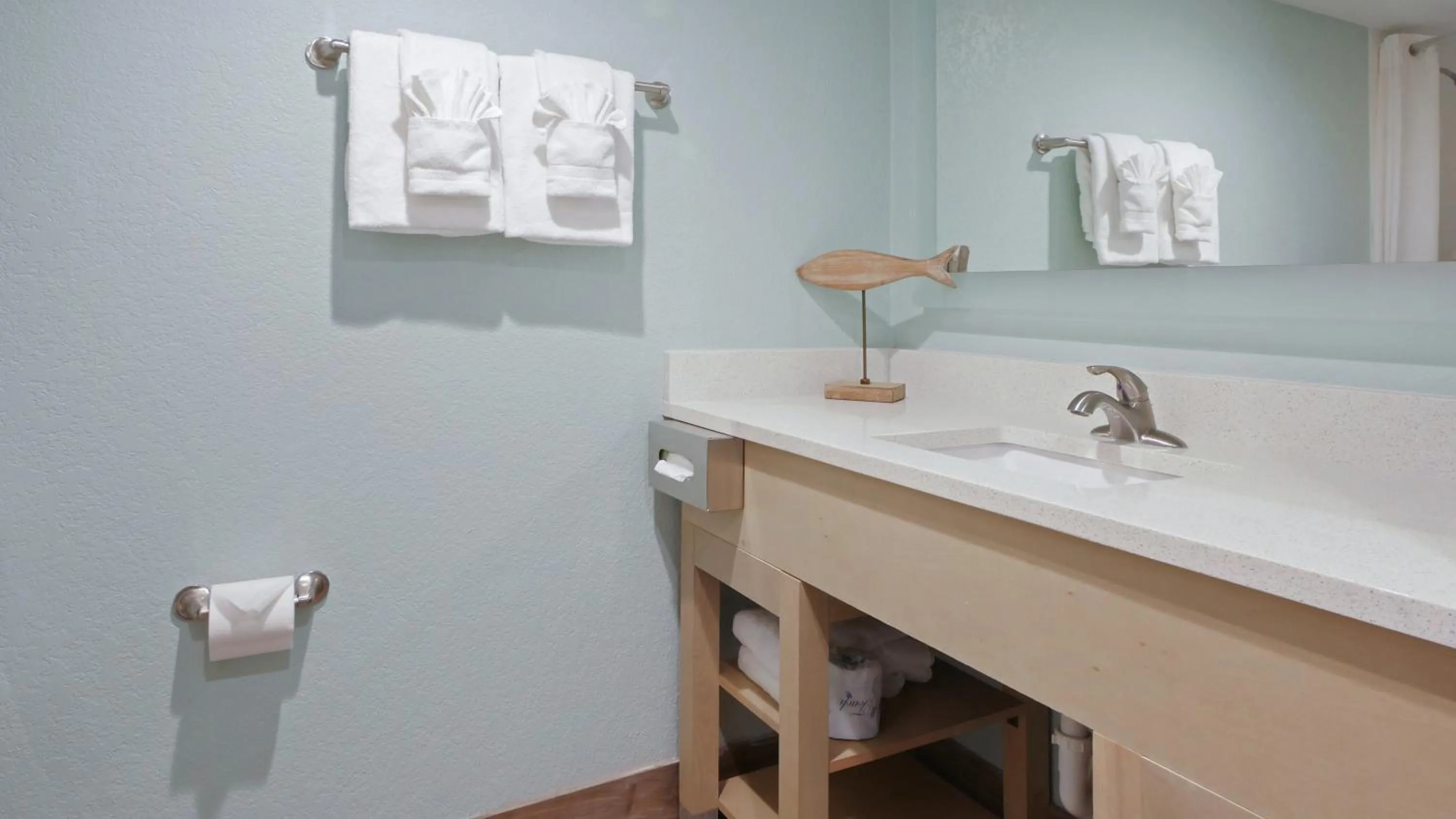 Bathroom in Boardwalk Inn and Suites