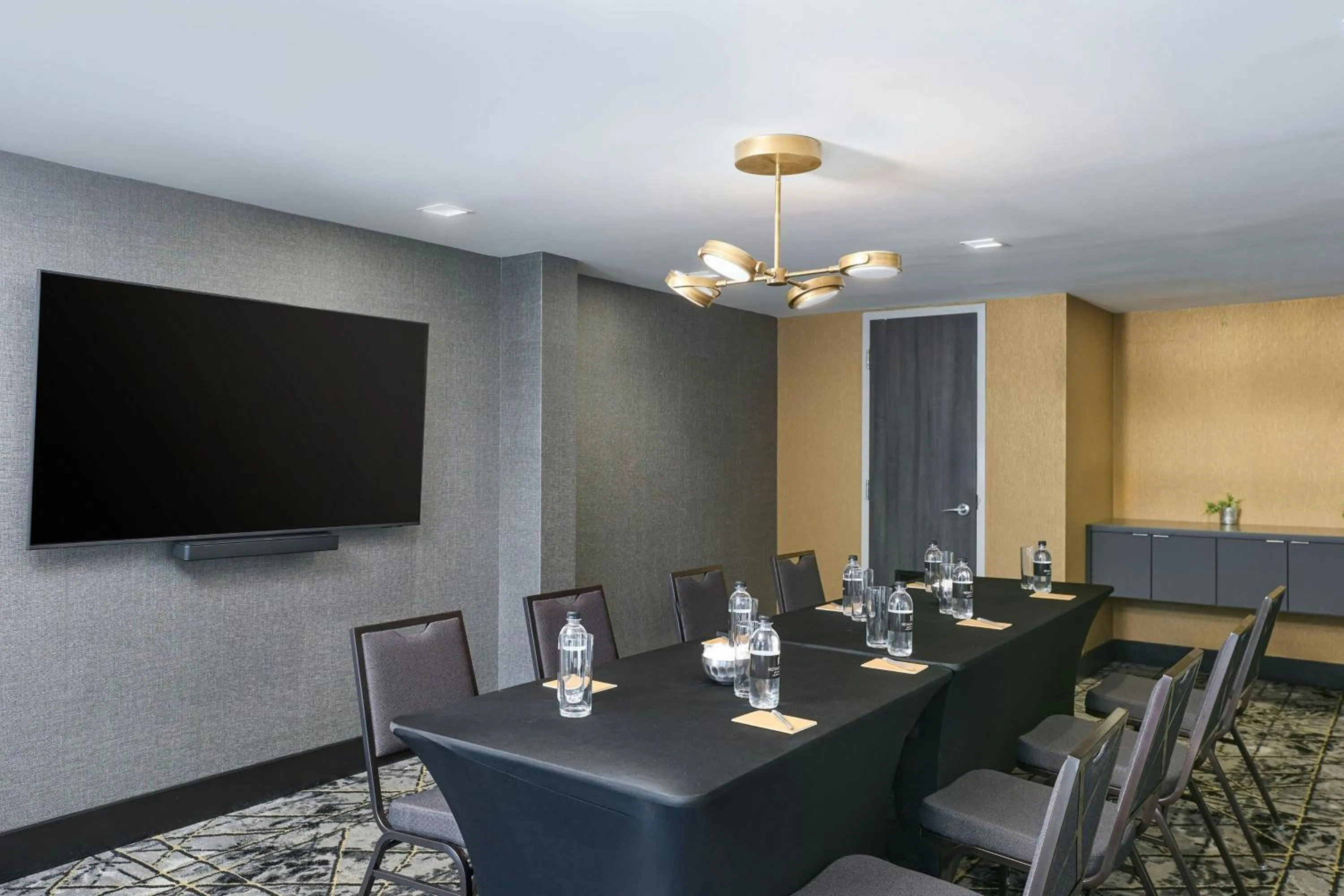 Meeting/conference room in Renaissance Daytona Beach Oceanfront Hotel