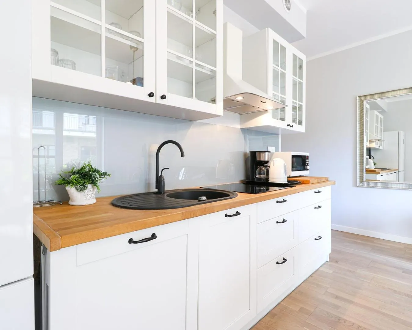 Kitchen or kitchenette in Pegaz Apartments by Baltic Home