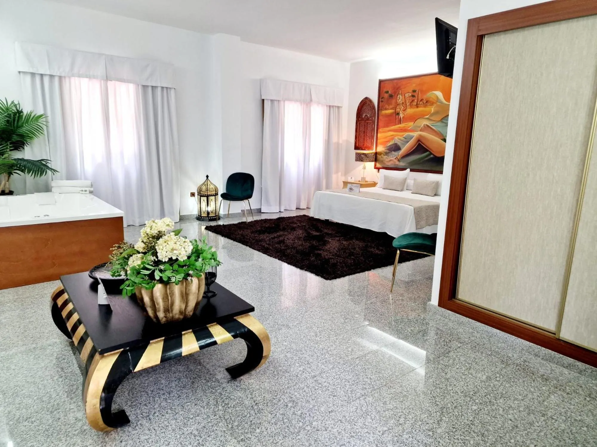 Photo of the whole room, Bed in Hotel Plaza Del Castillo