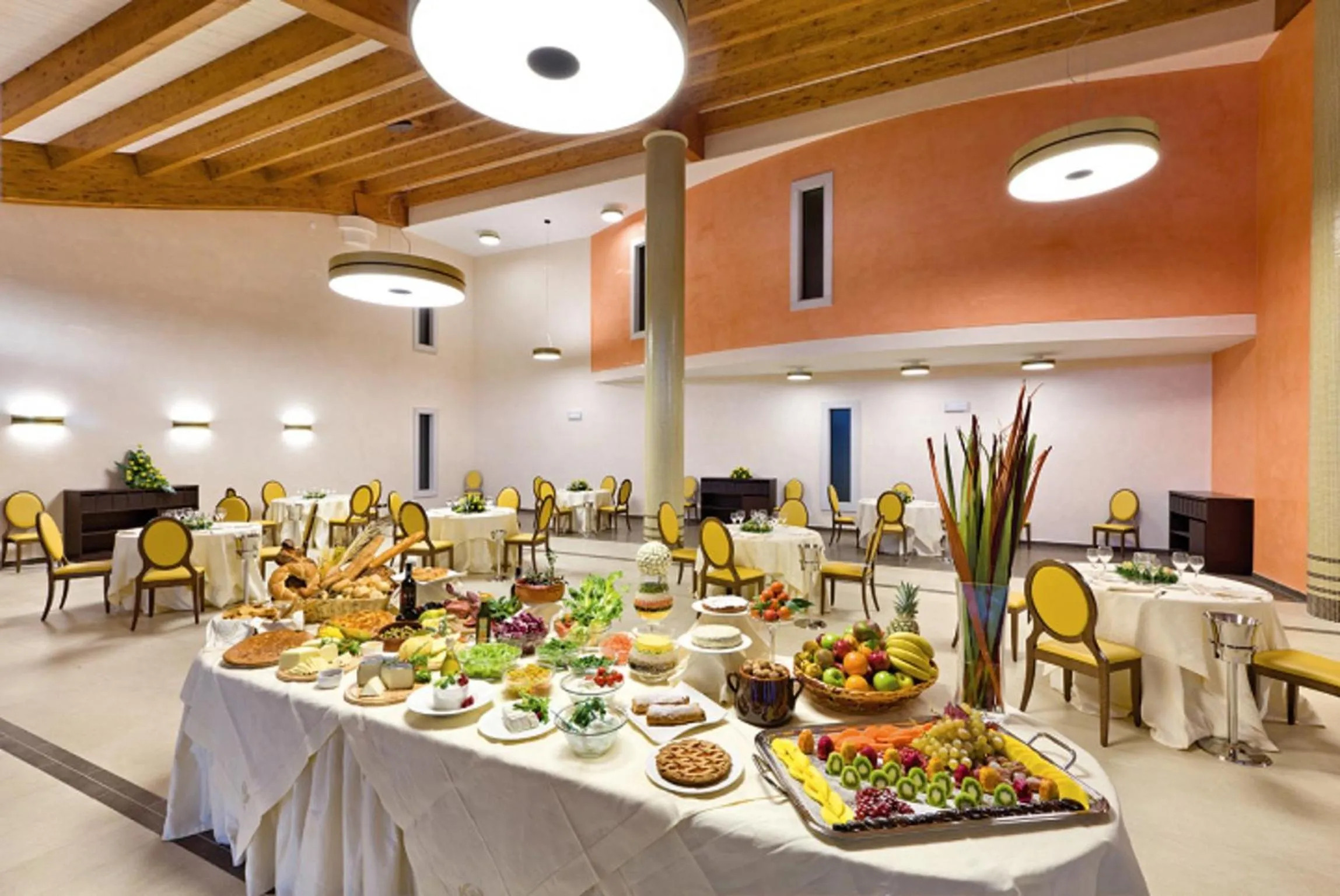 Restaurant/places to eat in Park Hotel Elizabeth