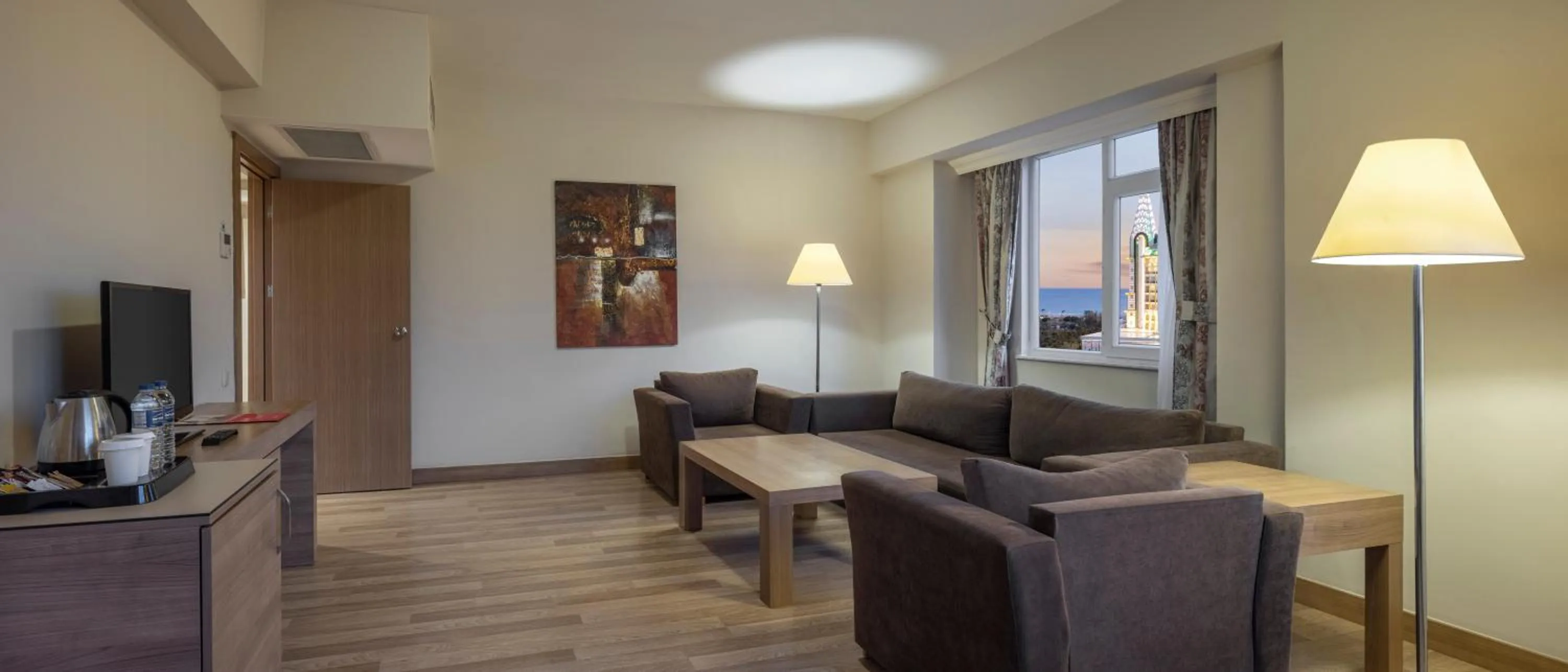 TV and multimedia in Ramada Resort By Wyndham Lara