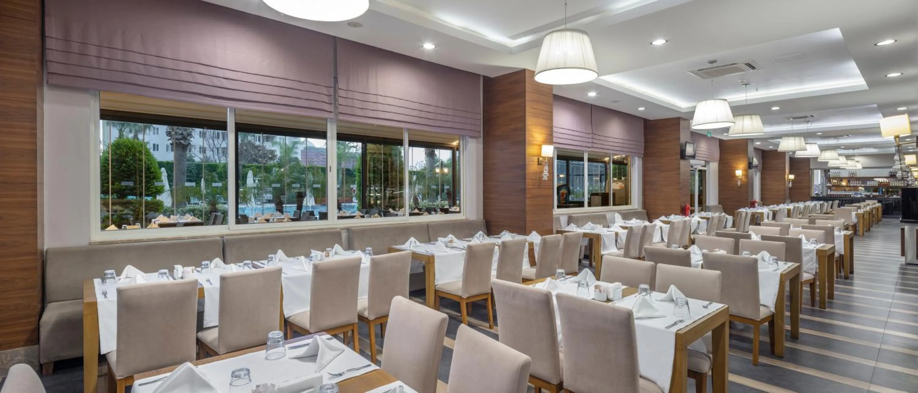 Restaurant/places to eat in Ramada Resort By Wyndham Lara