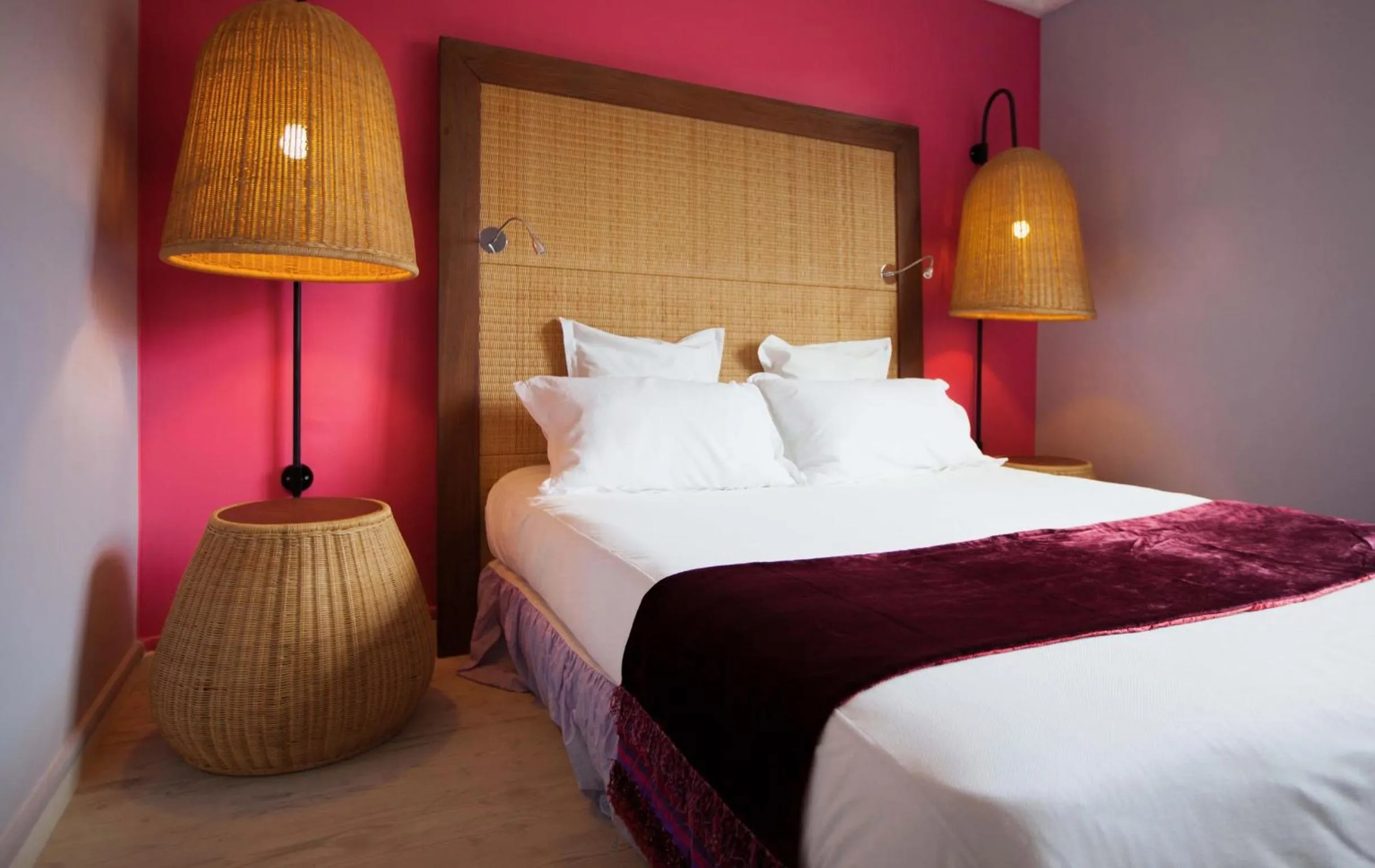 Shower, Bed in MOODz HOTEL VIENNE