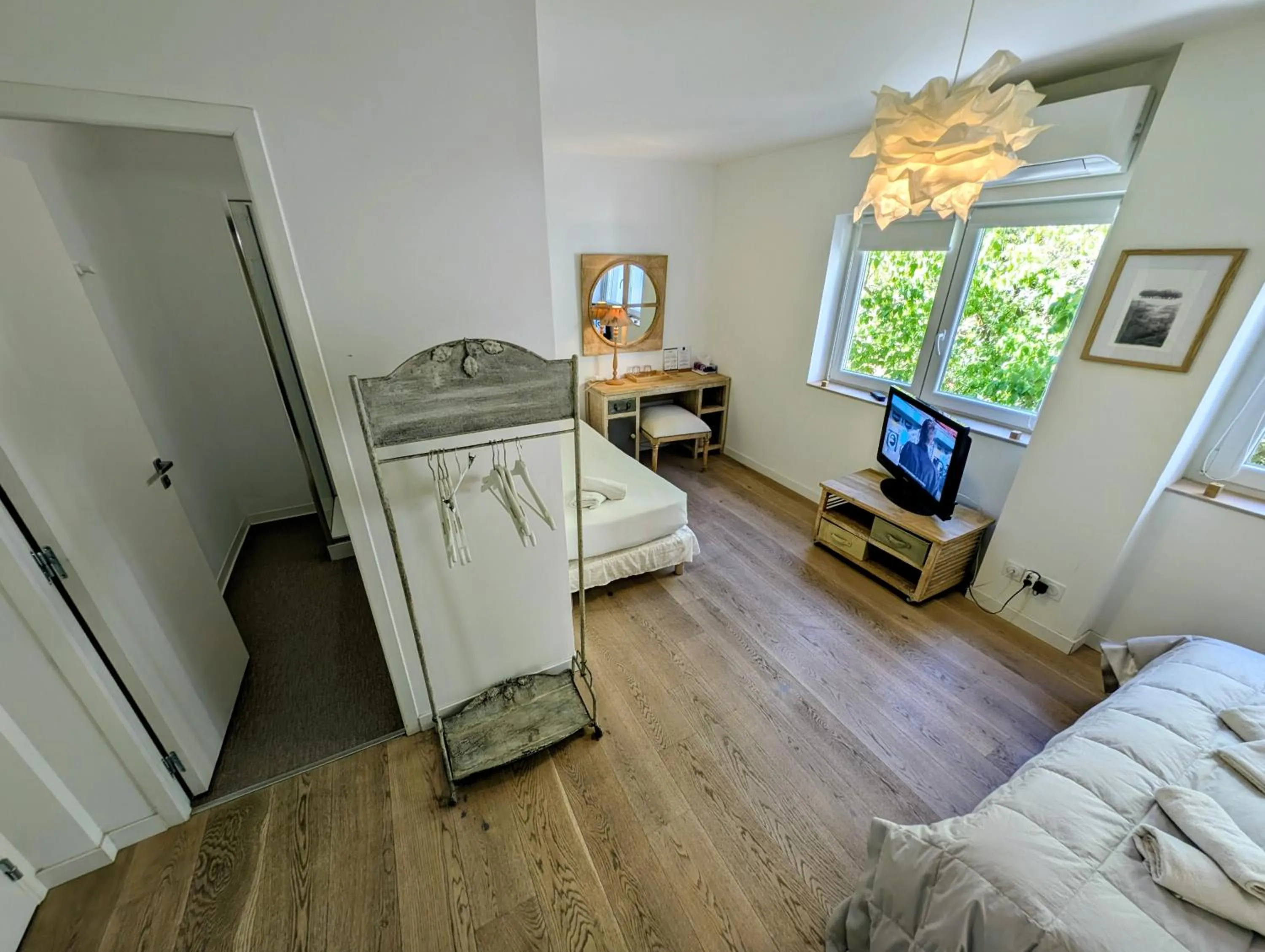 Photo of the whole room, Bed in MOODz HOTEL VIENNE