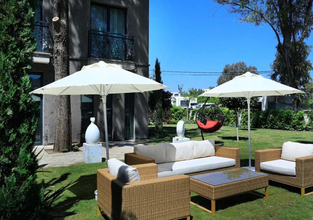 Property building in Sandora Boutiuqe Hotel