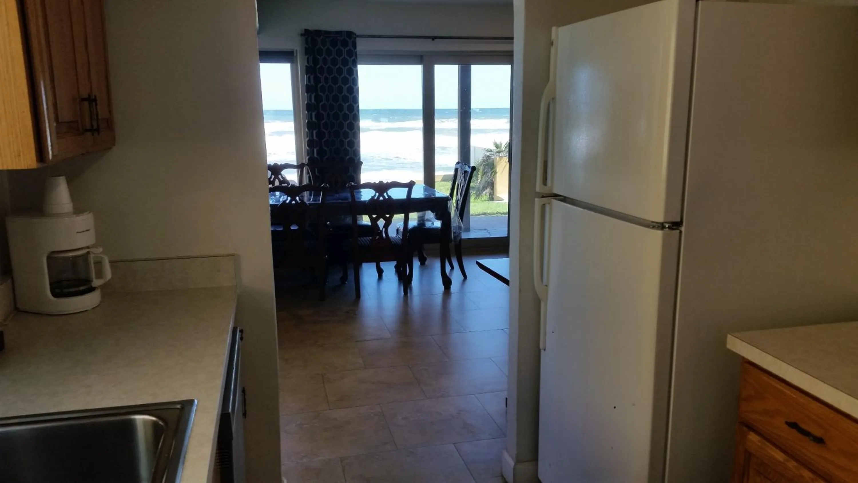 BBQ facilities in Driftwood Beach Motel