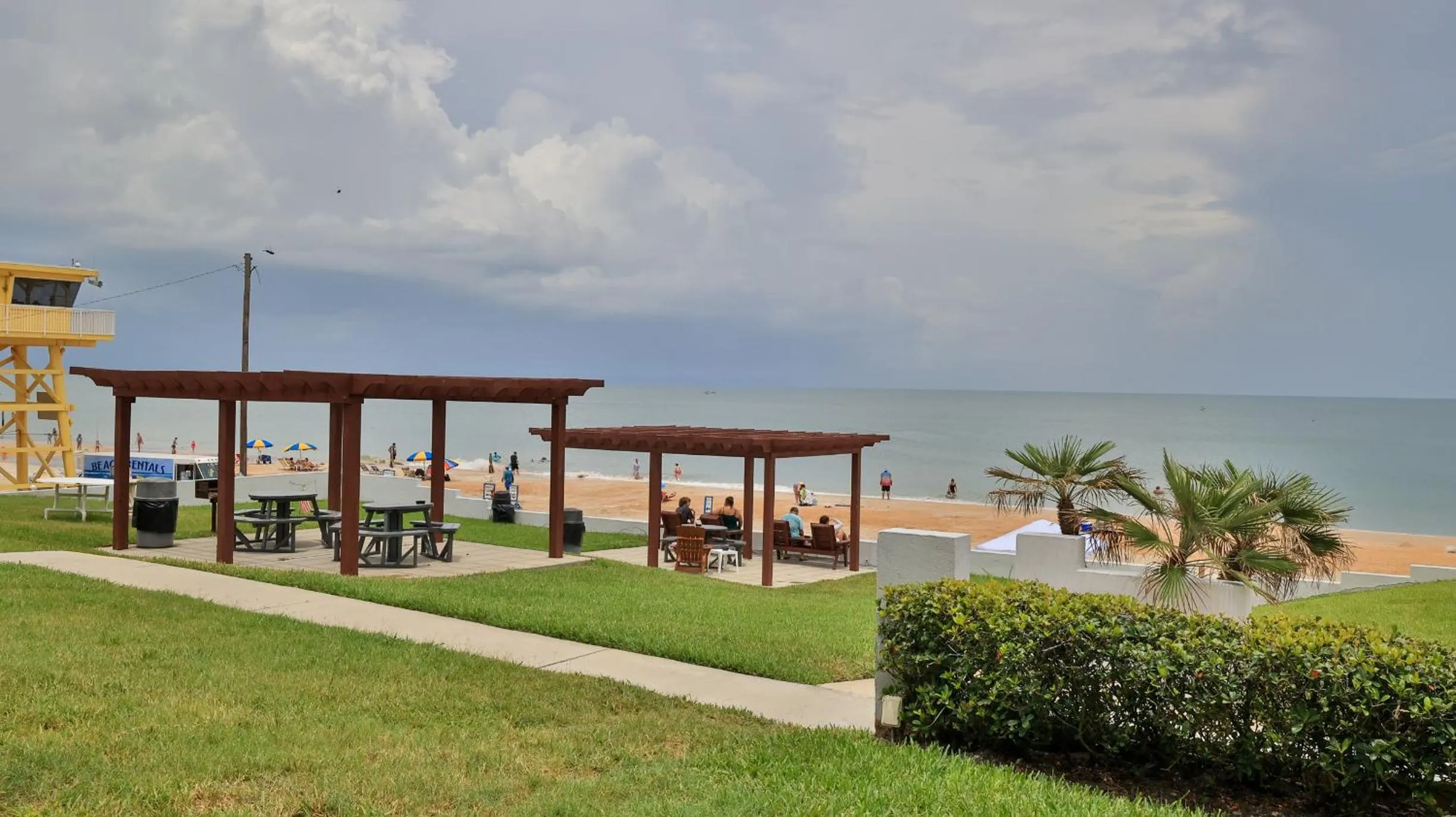 Beach in Driftwood Beach Motel