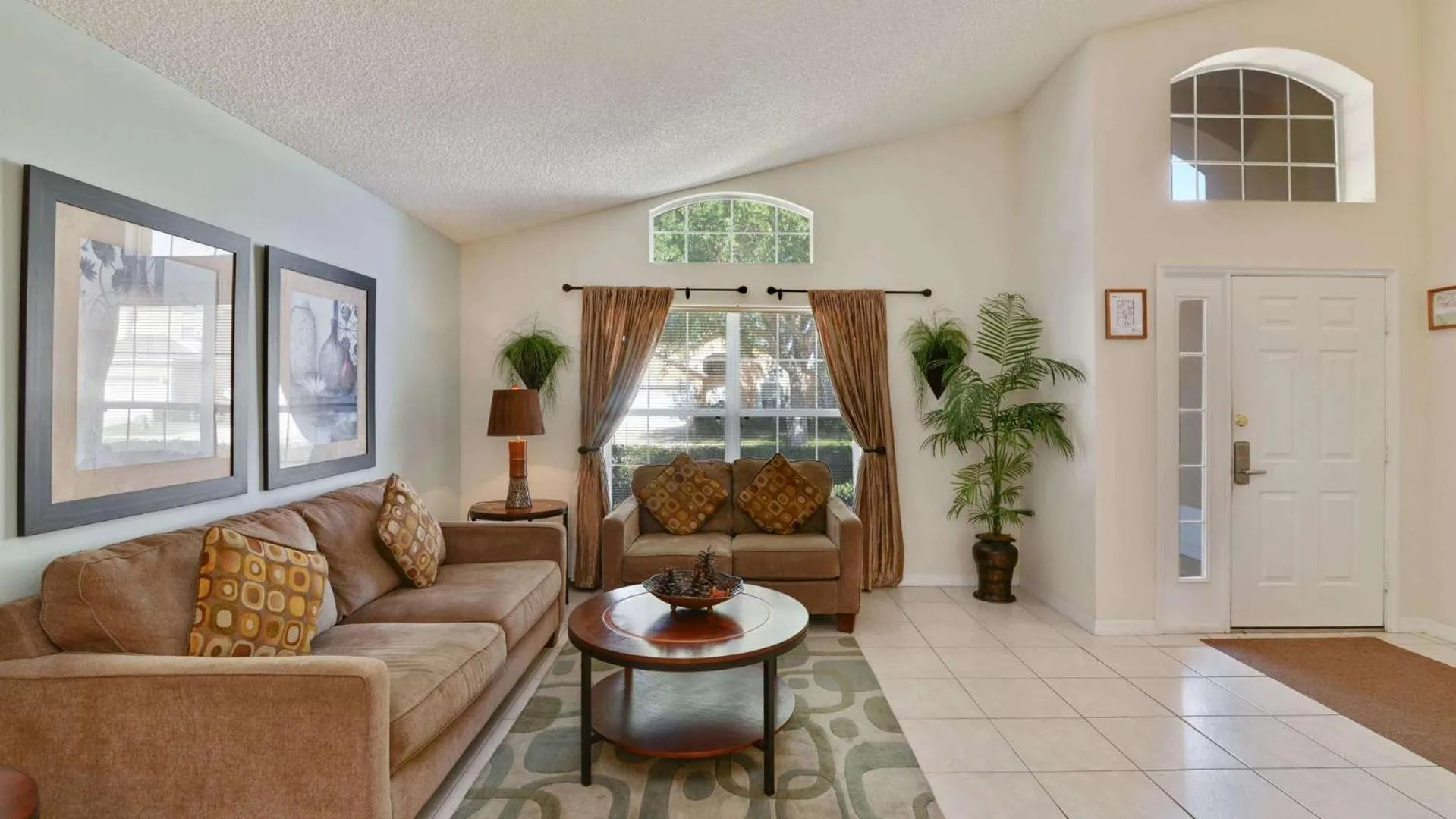 Seating area in Shooting Star - Family friendly 4 bed pool home on Emerald Island Resort - close to Disney World!